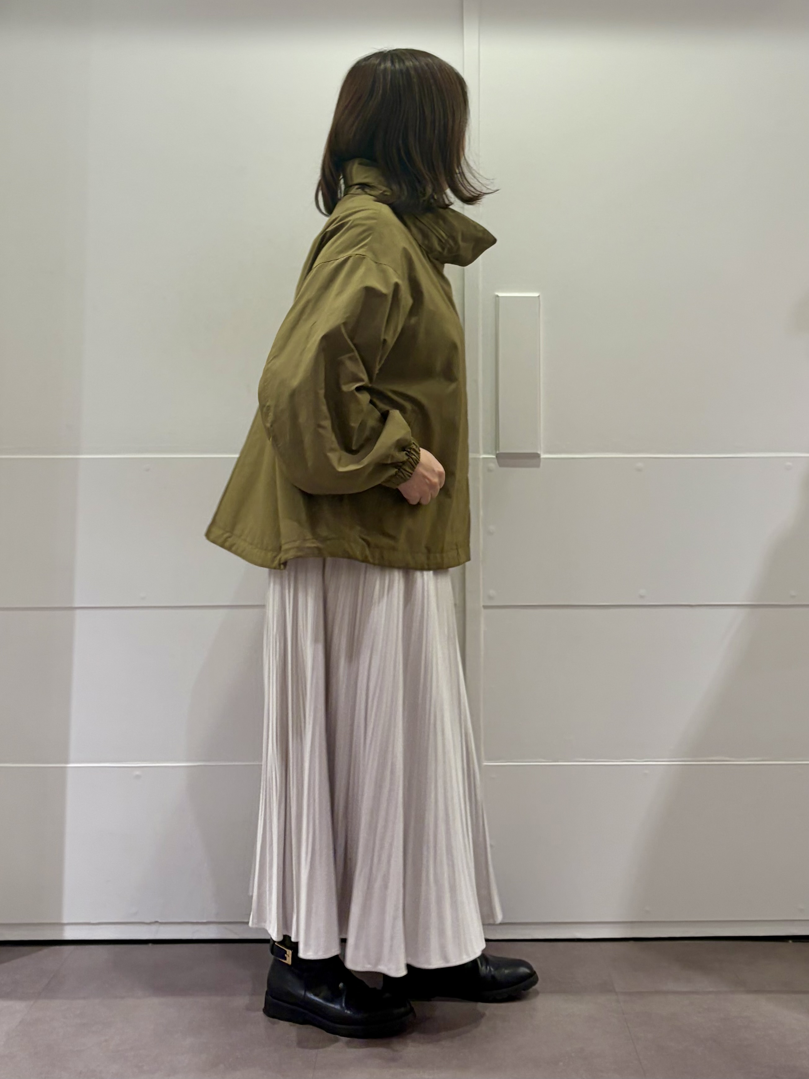 TOKOさんの「UNTITLED｜【撥水/秋羽織り/2way】タフタマウンテンパーカー」を使ったコーディネート