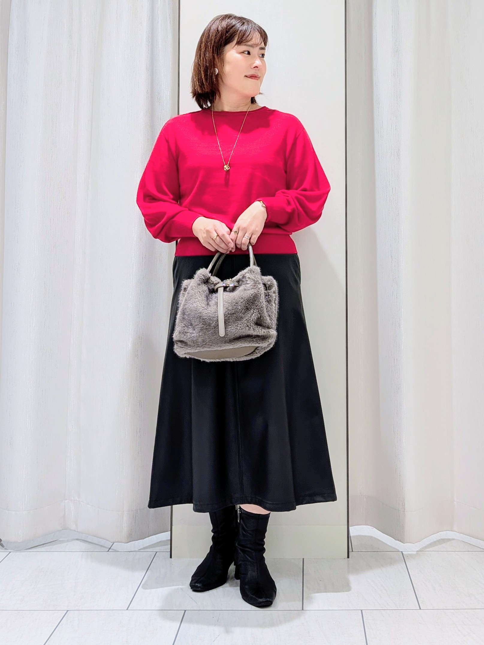 Onumaさんの「UNTITLED｜【大人の抜け感/8色展開】ボリュームスリーブニットプルオーバー」を使ったコーディネート