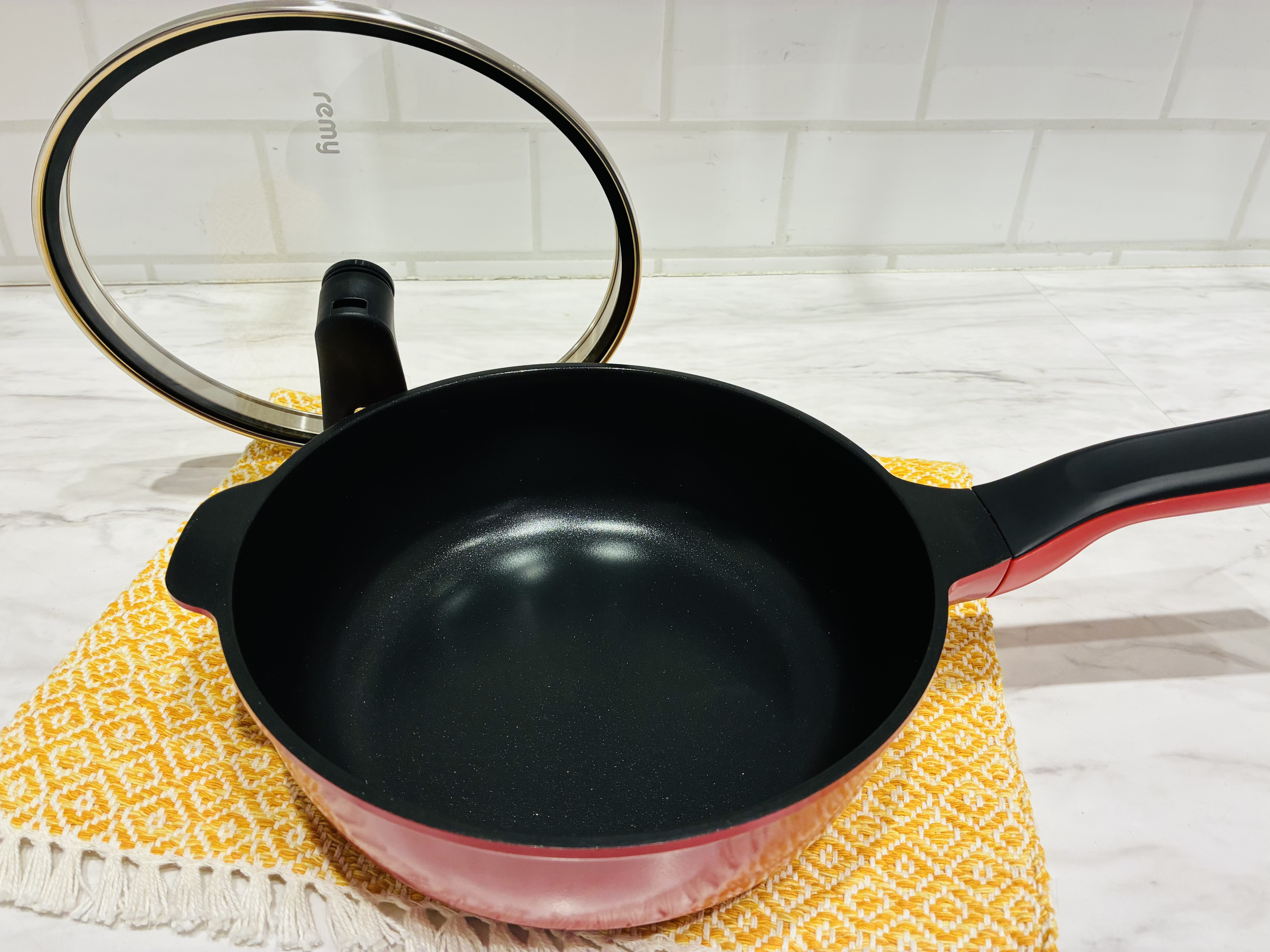 たかさんの「212 KITCHEN STORE｜◆レミパン ミニ 20cm RD ＜remy レミー＞」を使ったコーディネート