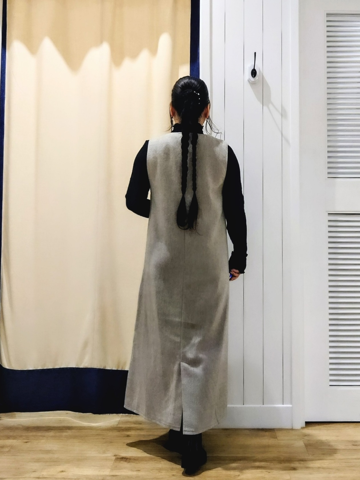 Haraさんの「Dessin｜【洗える/秋のレイヤード】シュリンクレース ハイネックプルオーバー」を使ったコーディネート