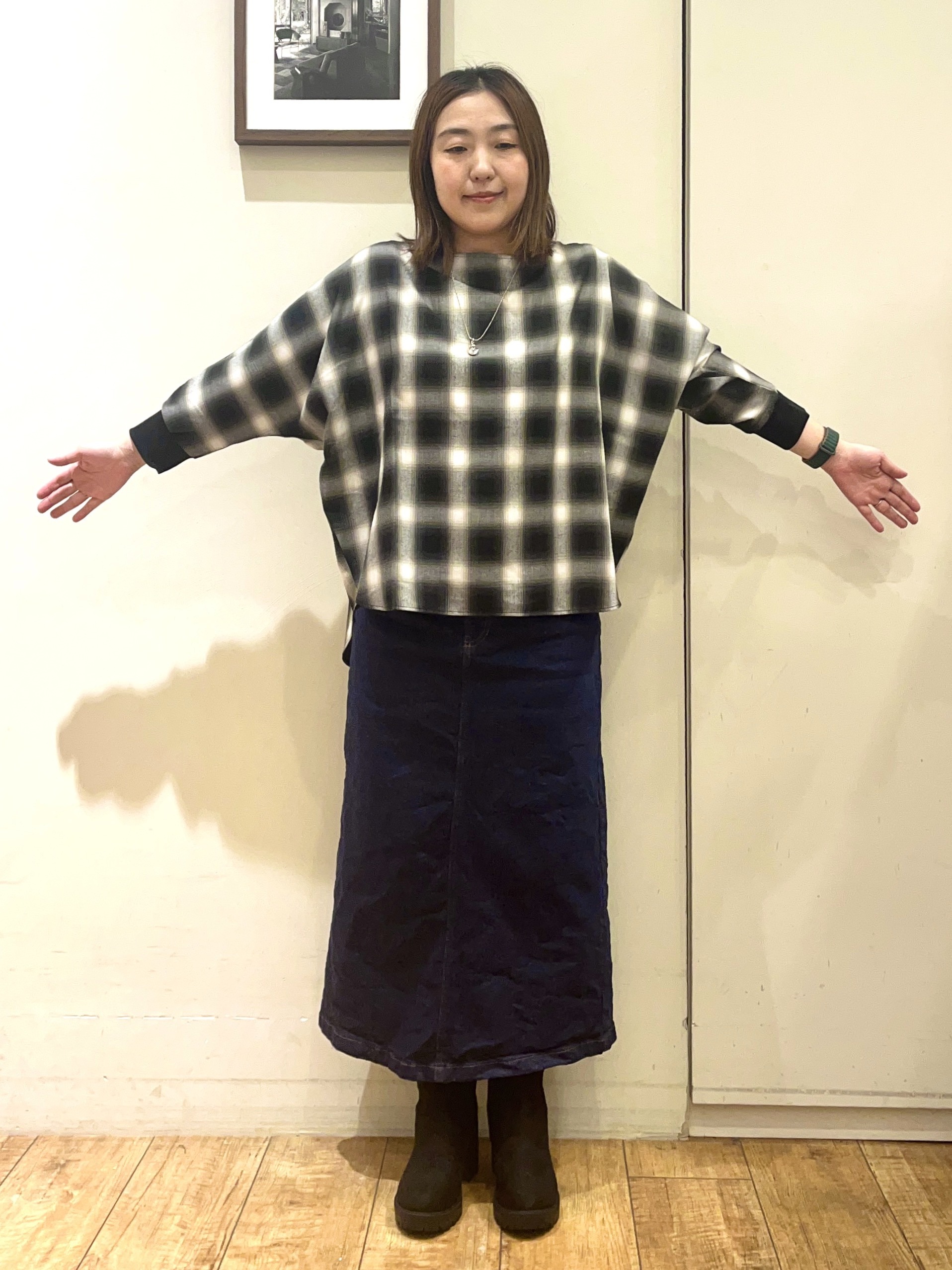 harusakuさんの「SHOO･LA･RUE｜【着丈選べる/洗濯後しわになりにくい】インせず着られる ドルマンブラウス」を使ったコーディネート
