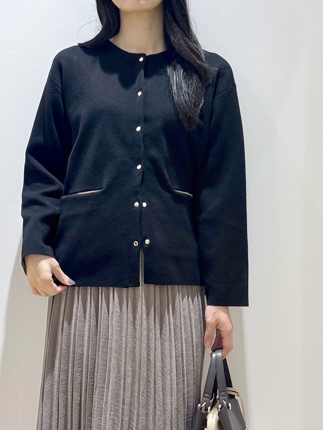sachikoさんの「OPAQUE.CLIP｜スナップボタン 配色ニットカーディガン【洗濯機OK】」を使ったコーディネート
