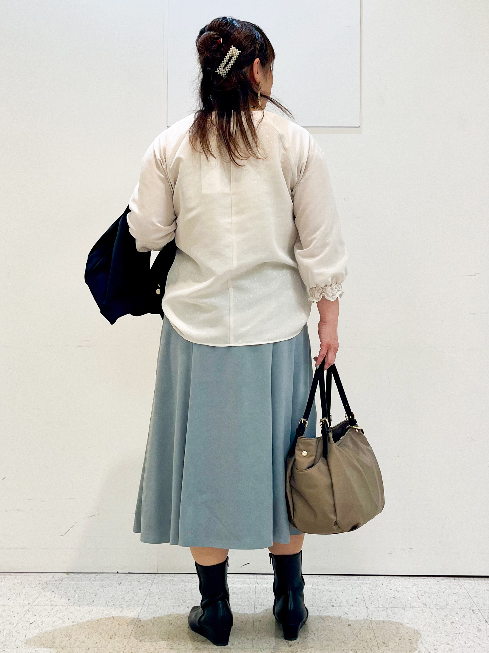 kimmyさんの「Reflect｜タックデザイン ラグランスリーブブラウス」を使ったコーディネート