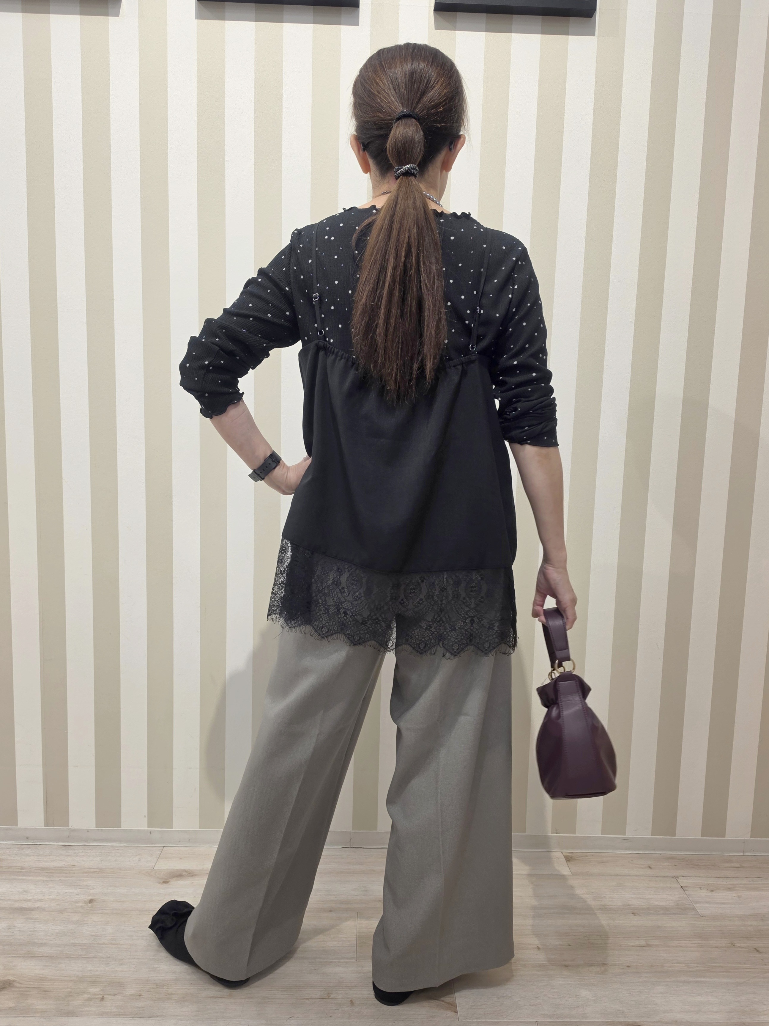 nonaさんの「SHOO･LA･RUE｜【洗濯機可/S-LL】体型カバーしながらこなれ見え レース付きキャミソール」を使ったコーディネート