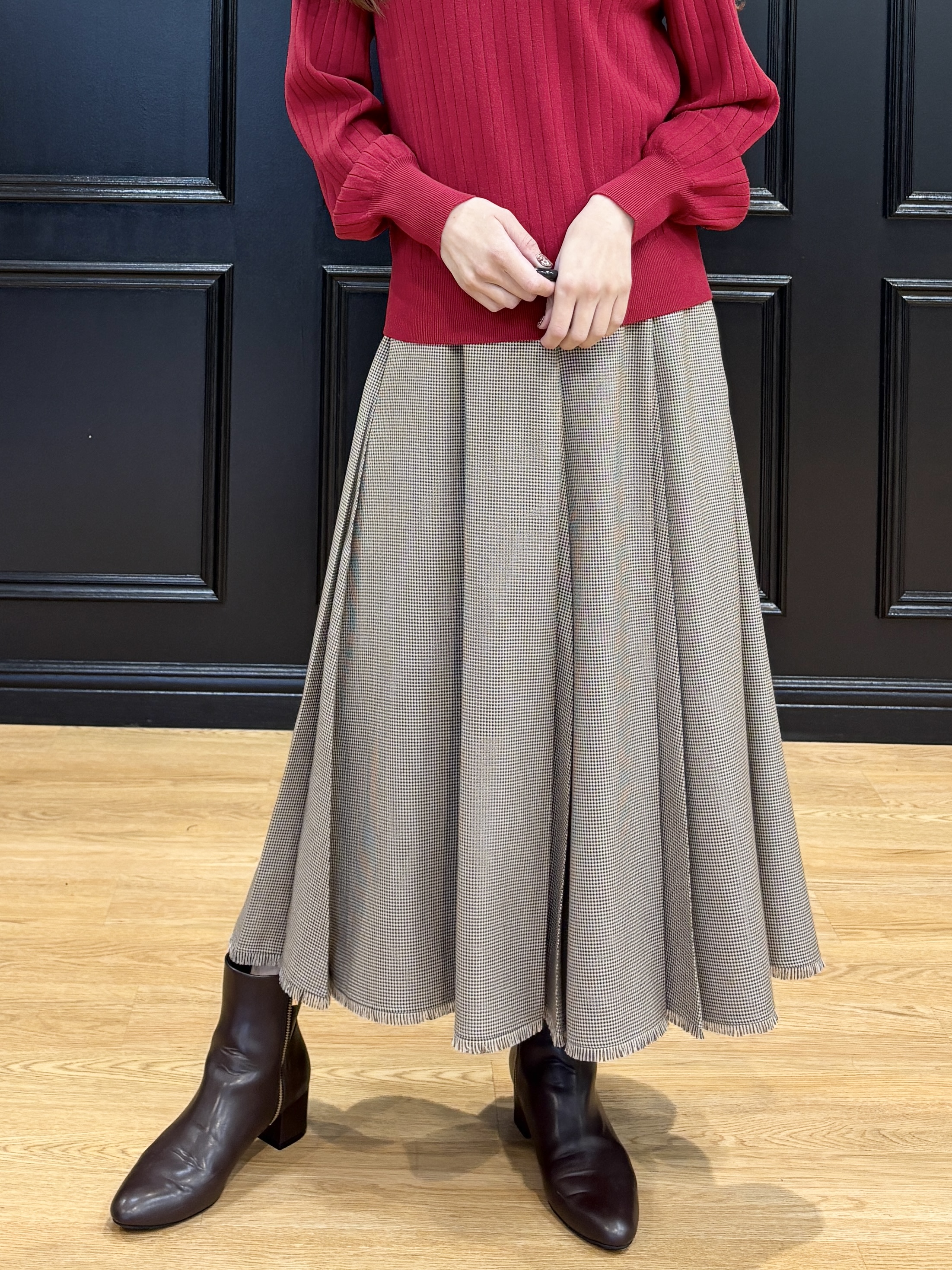 清水夏姫さんの「DRESSTERIOR｜バックリボンニット」を使ったコーディネート