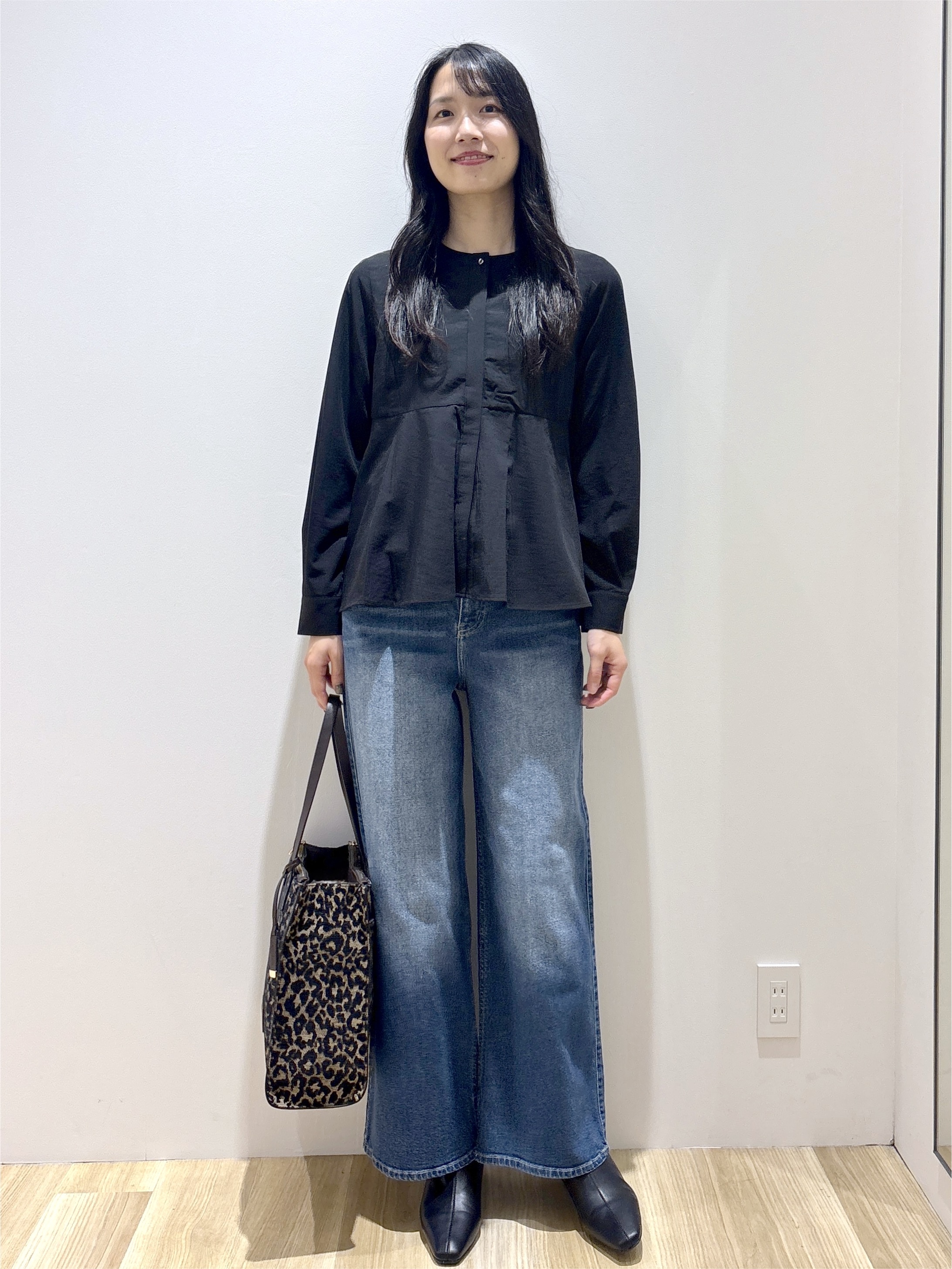 sachikoさんの「OPAQUE.CLIP｜バックプリーツデザインブラウス【洗濯機OK】」を使ったコーディネート