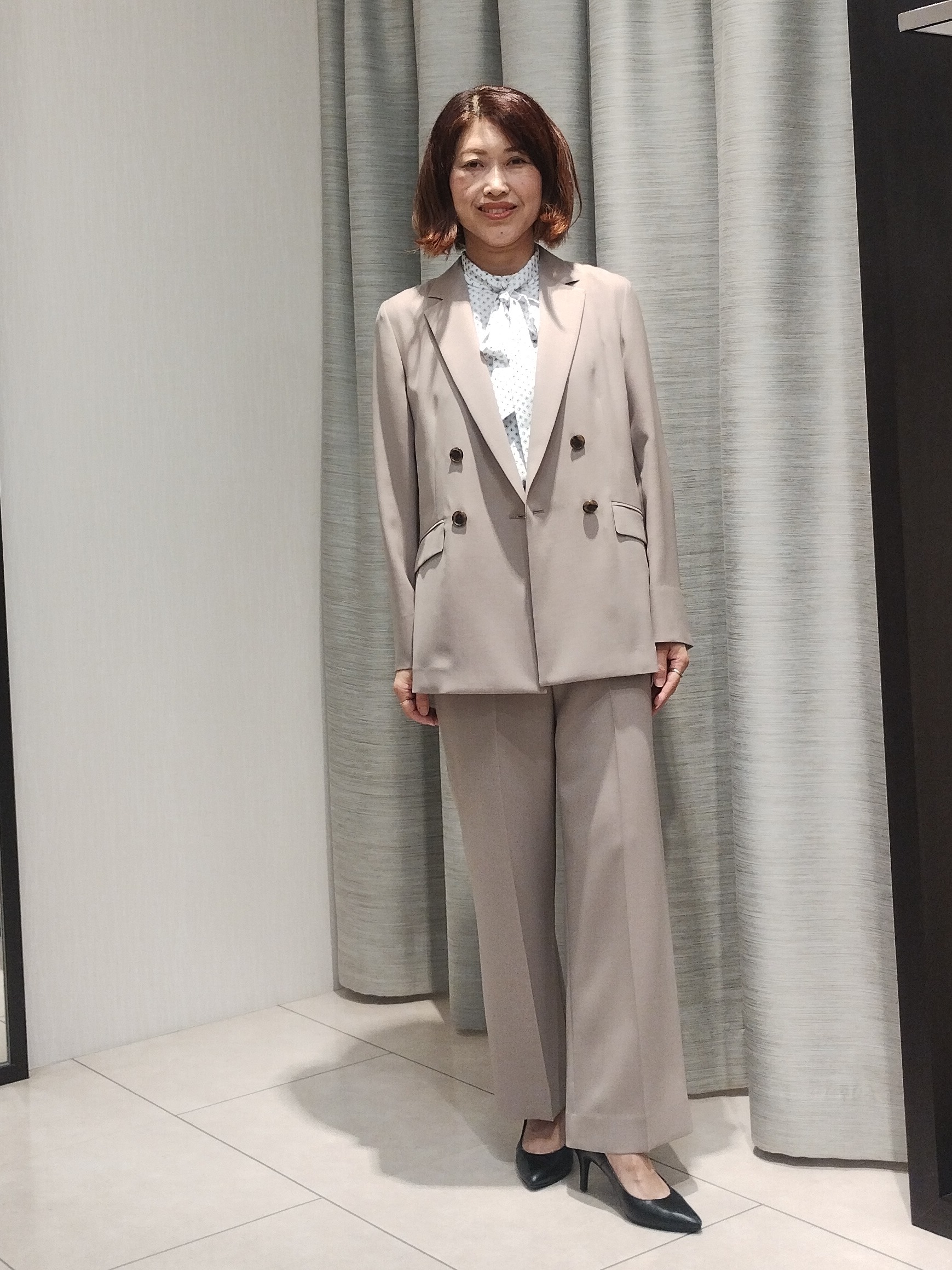 u&minus;macoさんの「UNTITLED｜【新色追加/セットアップ可】エアリー ダブルブレストジャケット」を使ったコーディネート