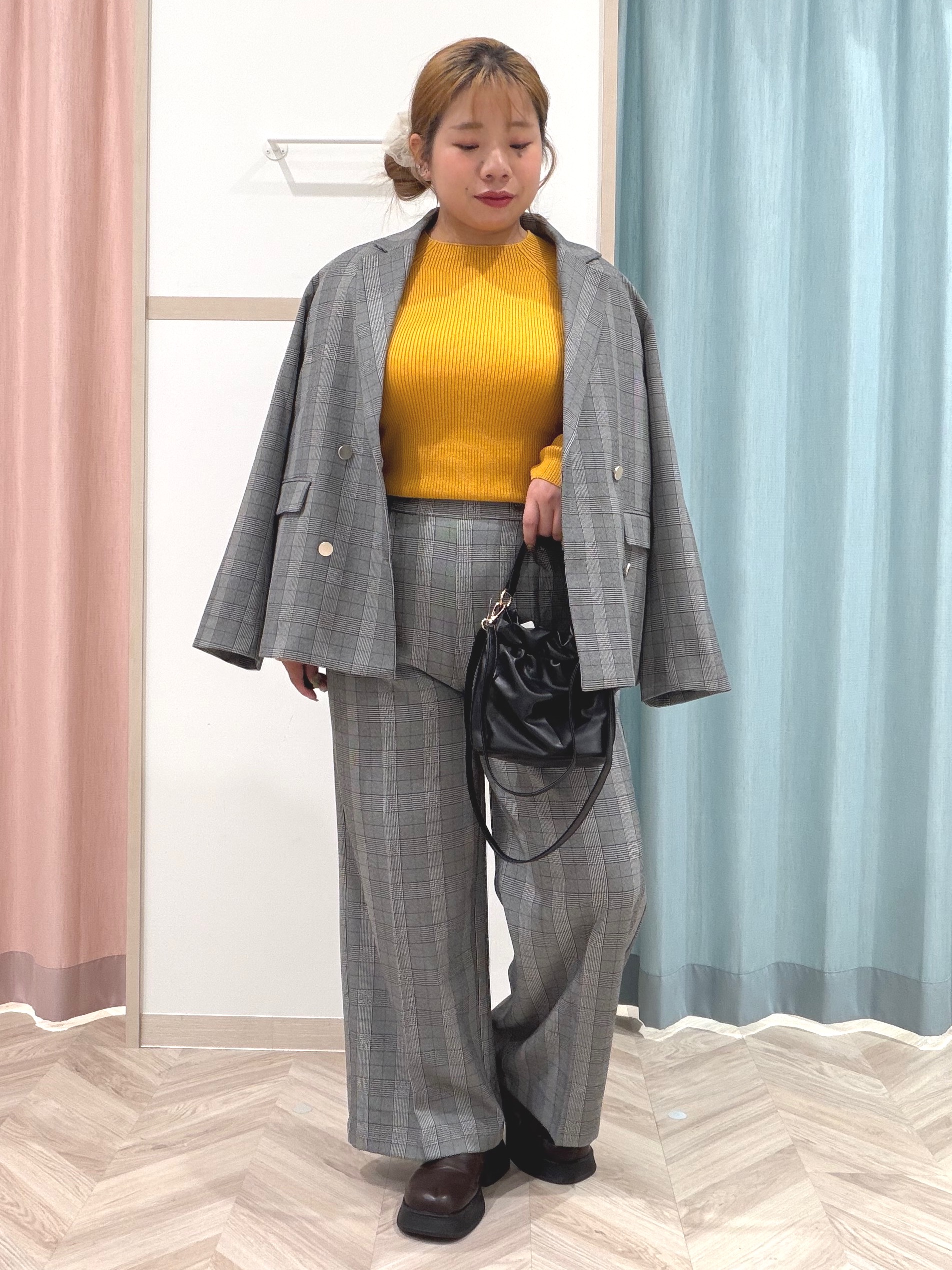 まちゃんなちゃんさんの「SHOO･LA･RUE｜【セットアップ可/洗濯後しわになりにくい】ウールフィール ダブルジャケット」を使ったコーディネート