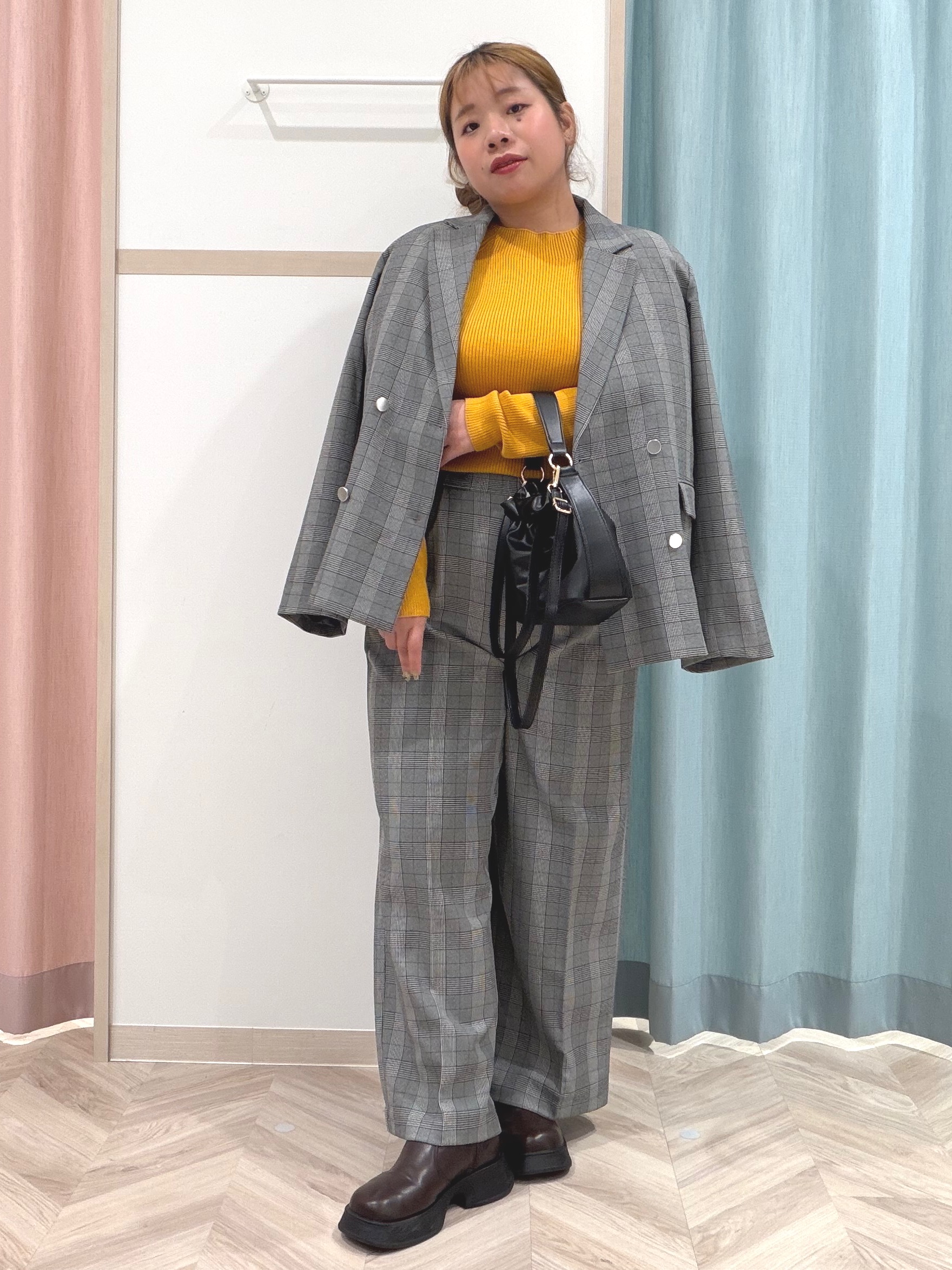 まちゃんなちゃんさんの「SHOO･LA･RUE｜【セットアップ可/洗濯後しわになりにくい】ウールフィール ダブルジャケット」を使ったコーディネート