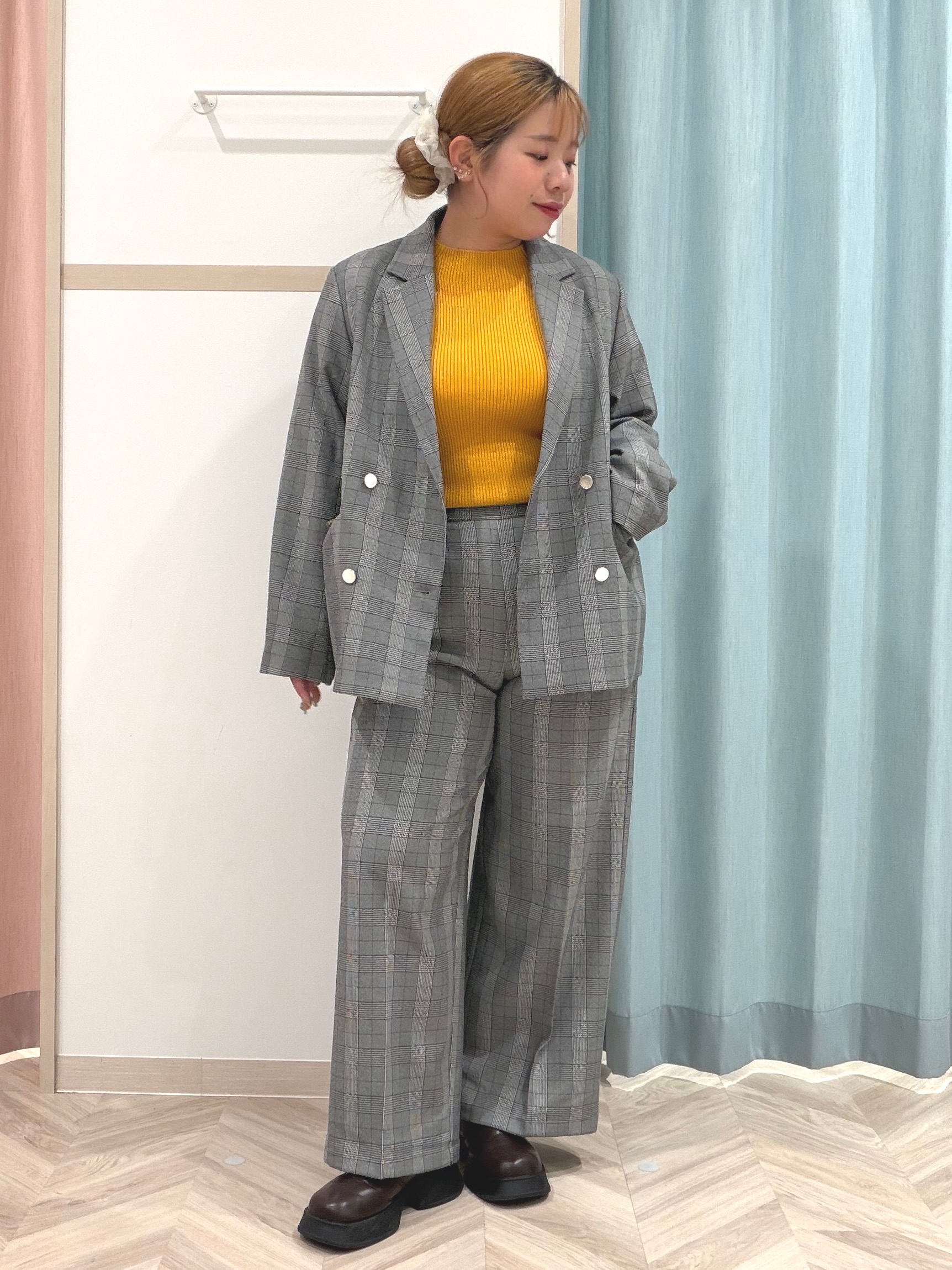 まちゃんなちゃんさんの「SHOO･LA･RUE｜【セットアップ可/洗濯後しわになりにくい】ウールフィール ダブルジャケット」を使ったコーディネート