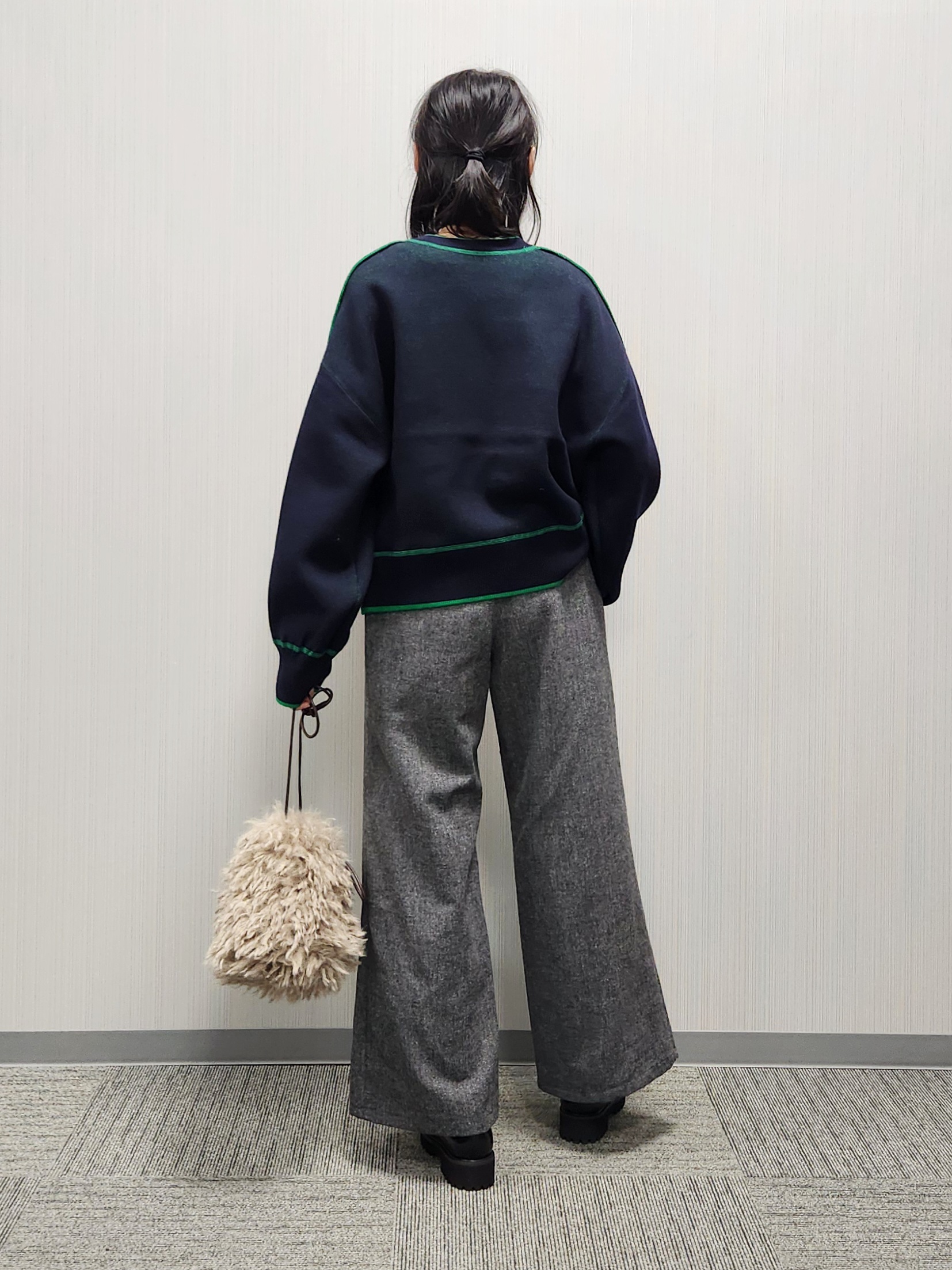 naraさんの「Dessin｜【2WAY/洗濯機OK/XS-L】配色リバーシブル コットンジャカード クルーネックニット」を使ったコーディネート