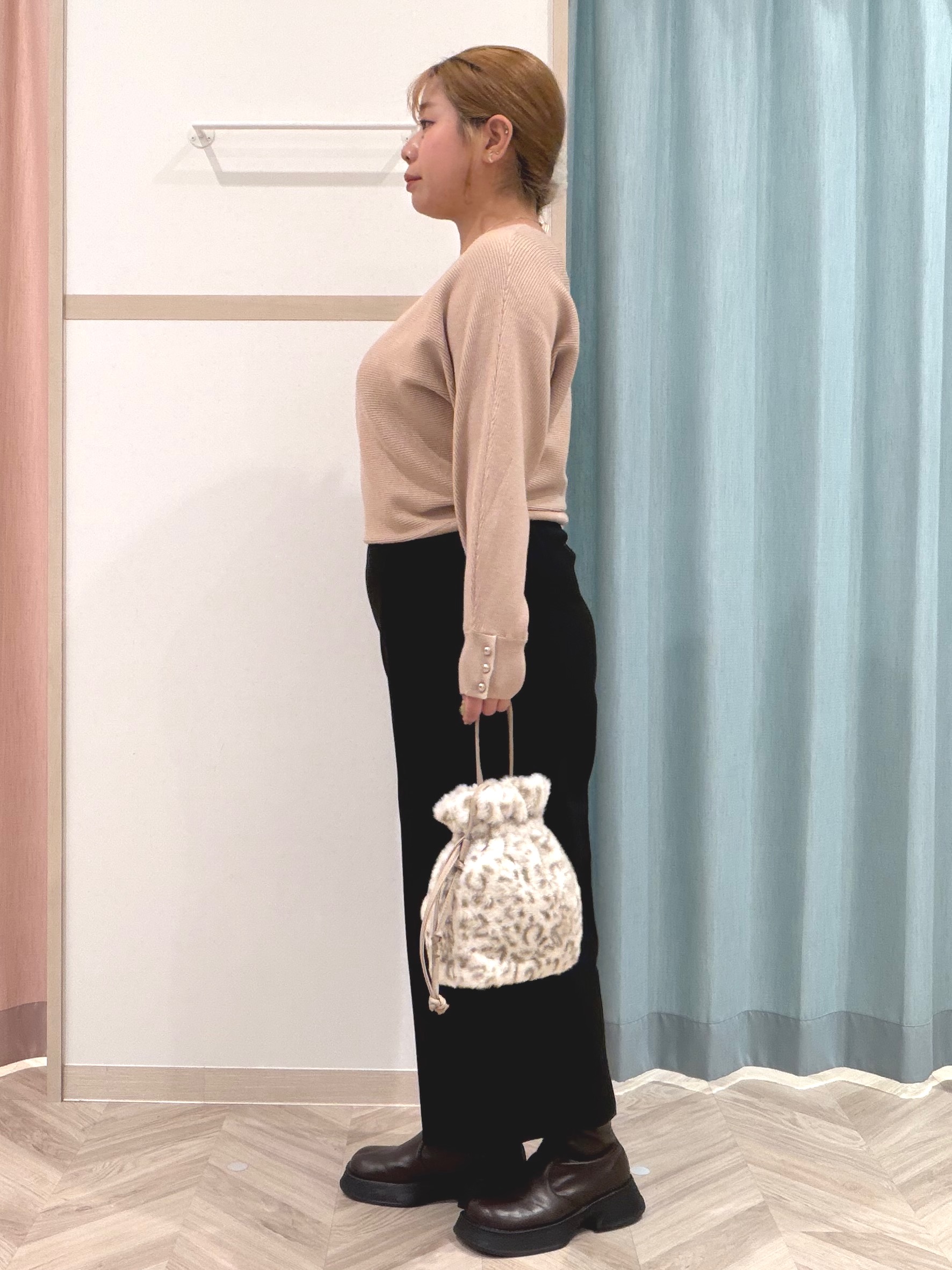 まちゃんなちゃんさんの「SHOO･LA･RUE｜【洗濯機可/体型カバー】やわらかリブドルマンニット」を使ったコーディネート