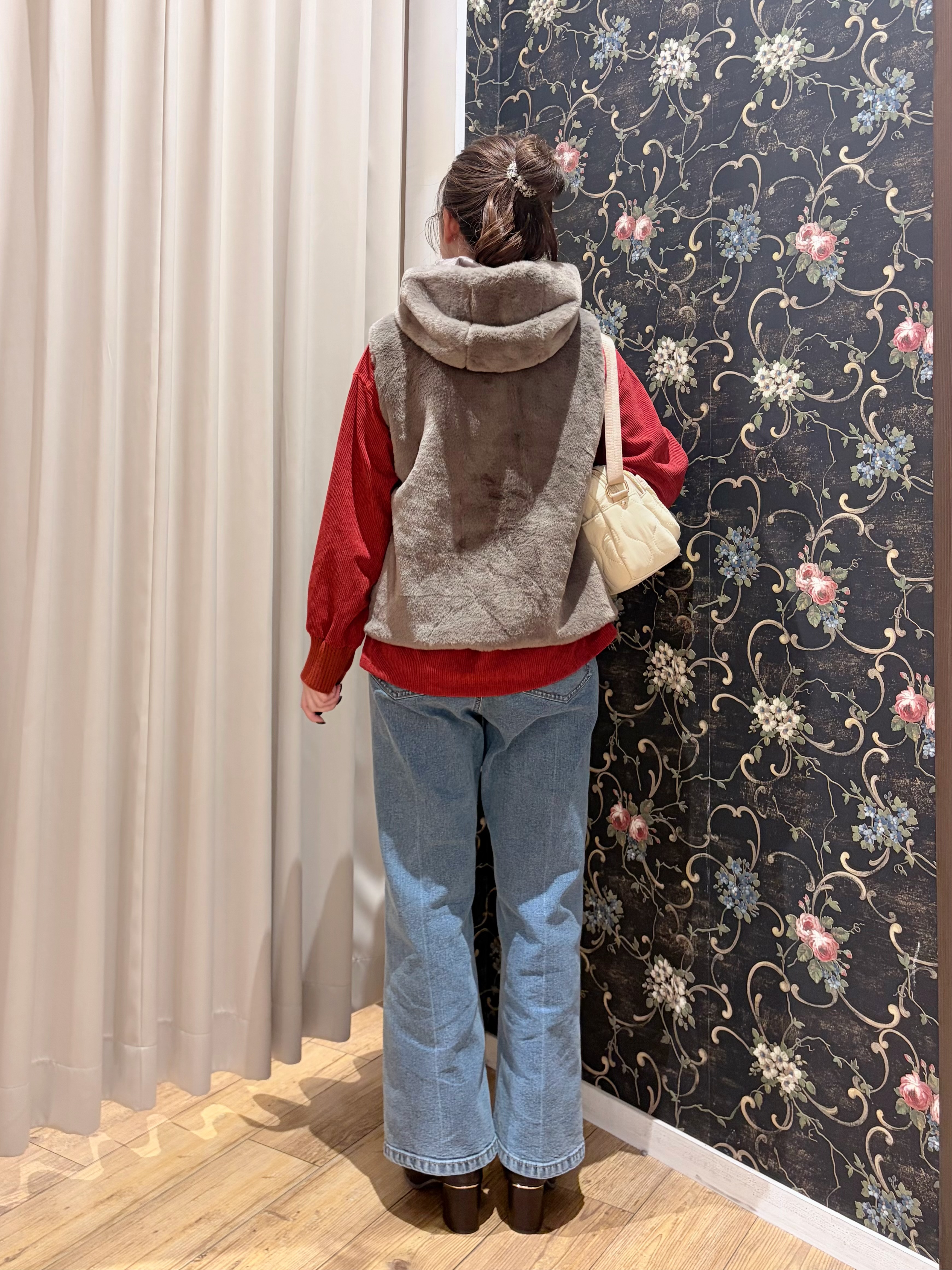 おうめさんの「SHOO･LA･RUE｜【洗濯機可/撥水/マルチWAY】ファーライナー付き 毎日欲張りマンパ」を使ったコーディネート