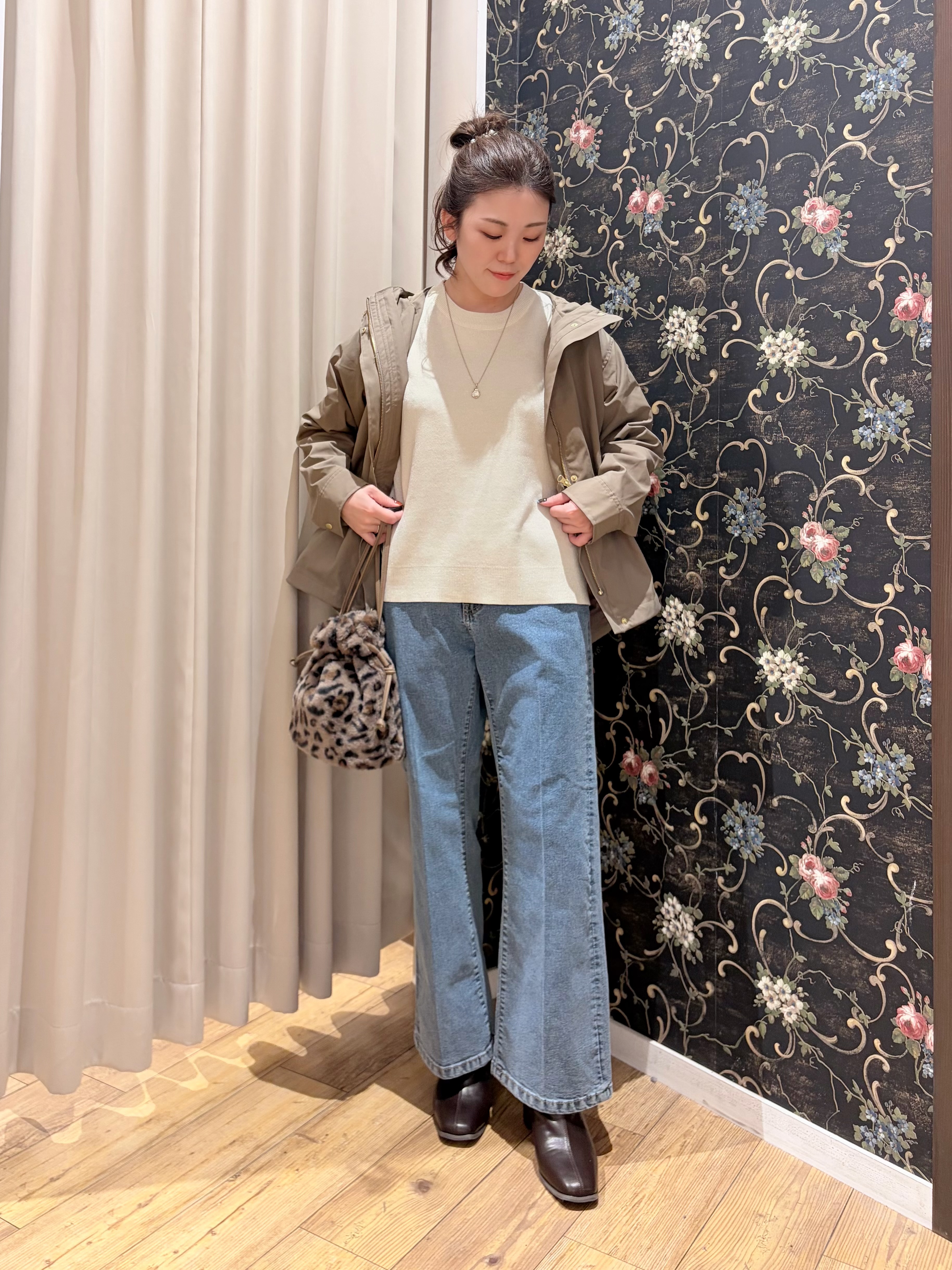 おうめさんの「SHOO･LA･RUE｜【洗濯機可/撥水/マルチWAY】ファーライナー付き 毎日欲張りマンパ」を使ったコーディネート