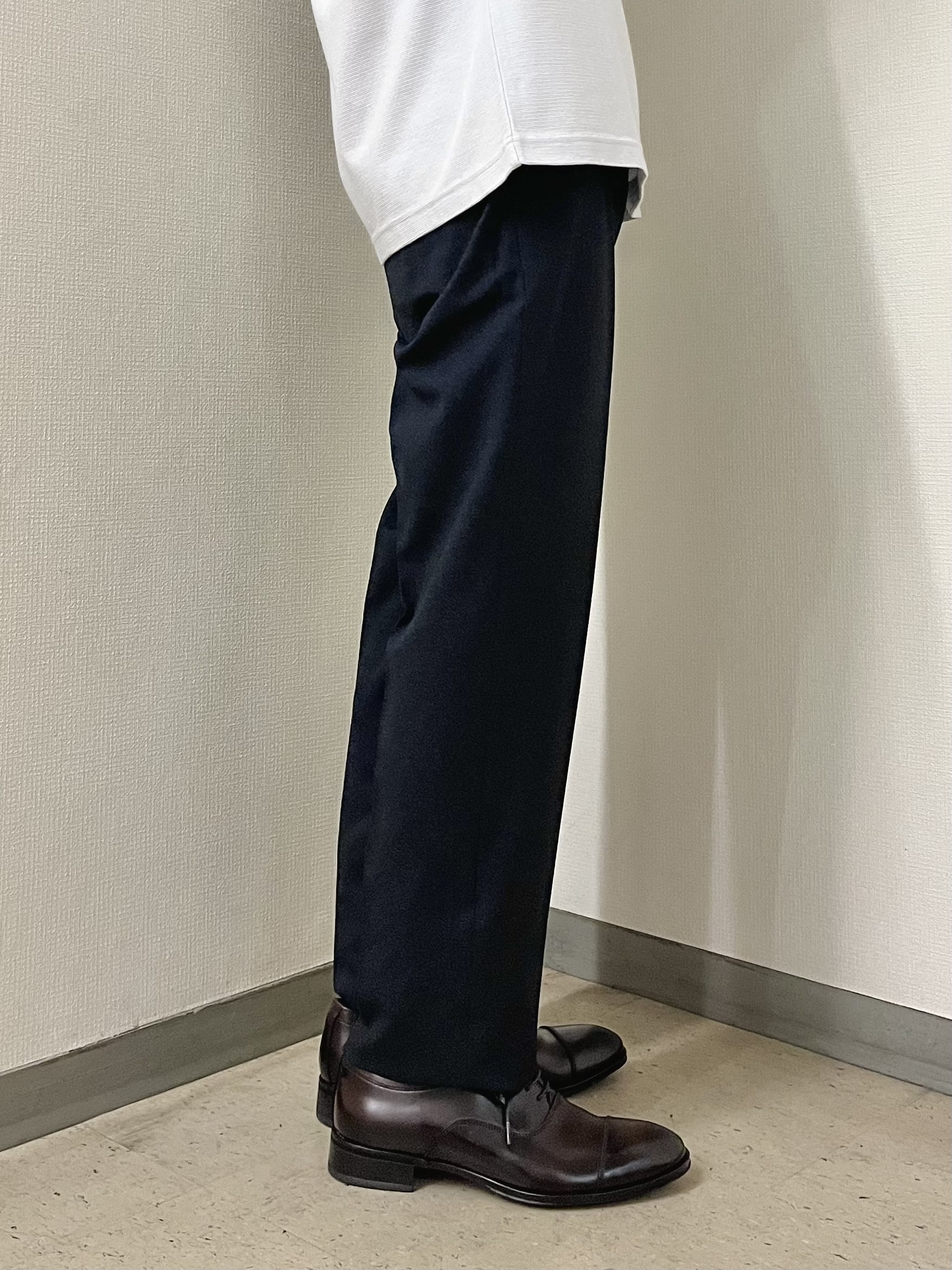 URAさんの「TAKEO KIKUCHI｜ウールライクキャットフット ジャケット」を使ったコーディネート