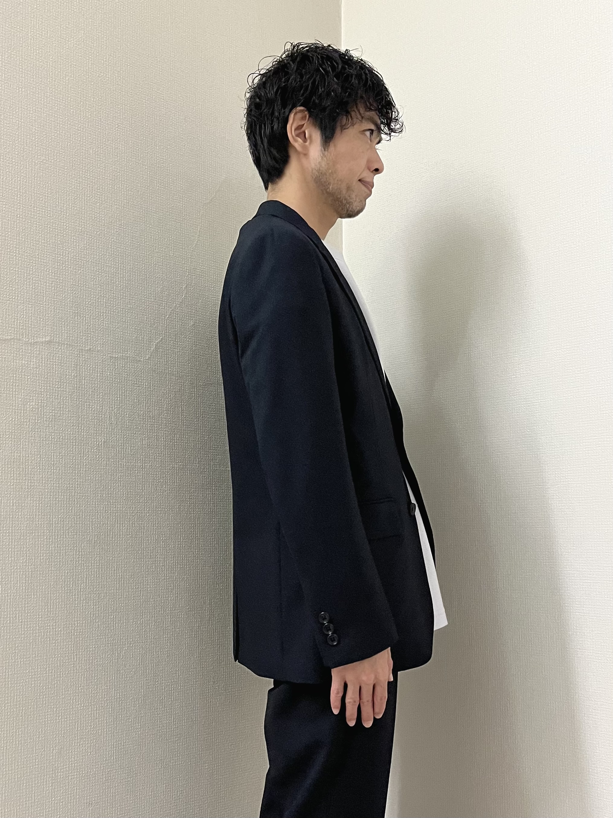 URAさんの「TAKEO KIKUCHI｜ウールライクキャットフット ジャケット」を使ったコーディネート