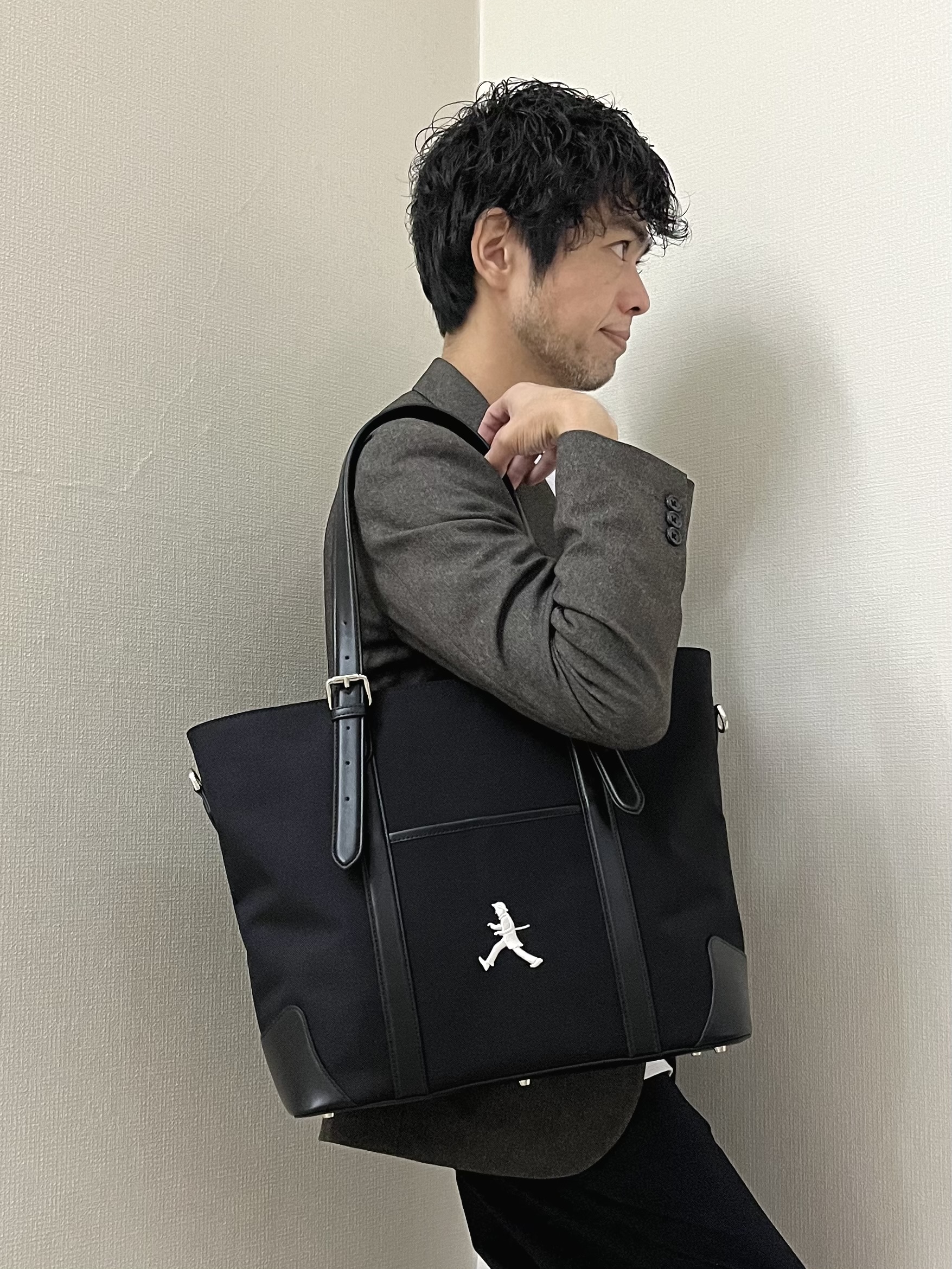 URAさんの「TAKEO KIKUCHI｜ウールライクキャットフット ジャケット」を使ったコーディネート