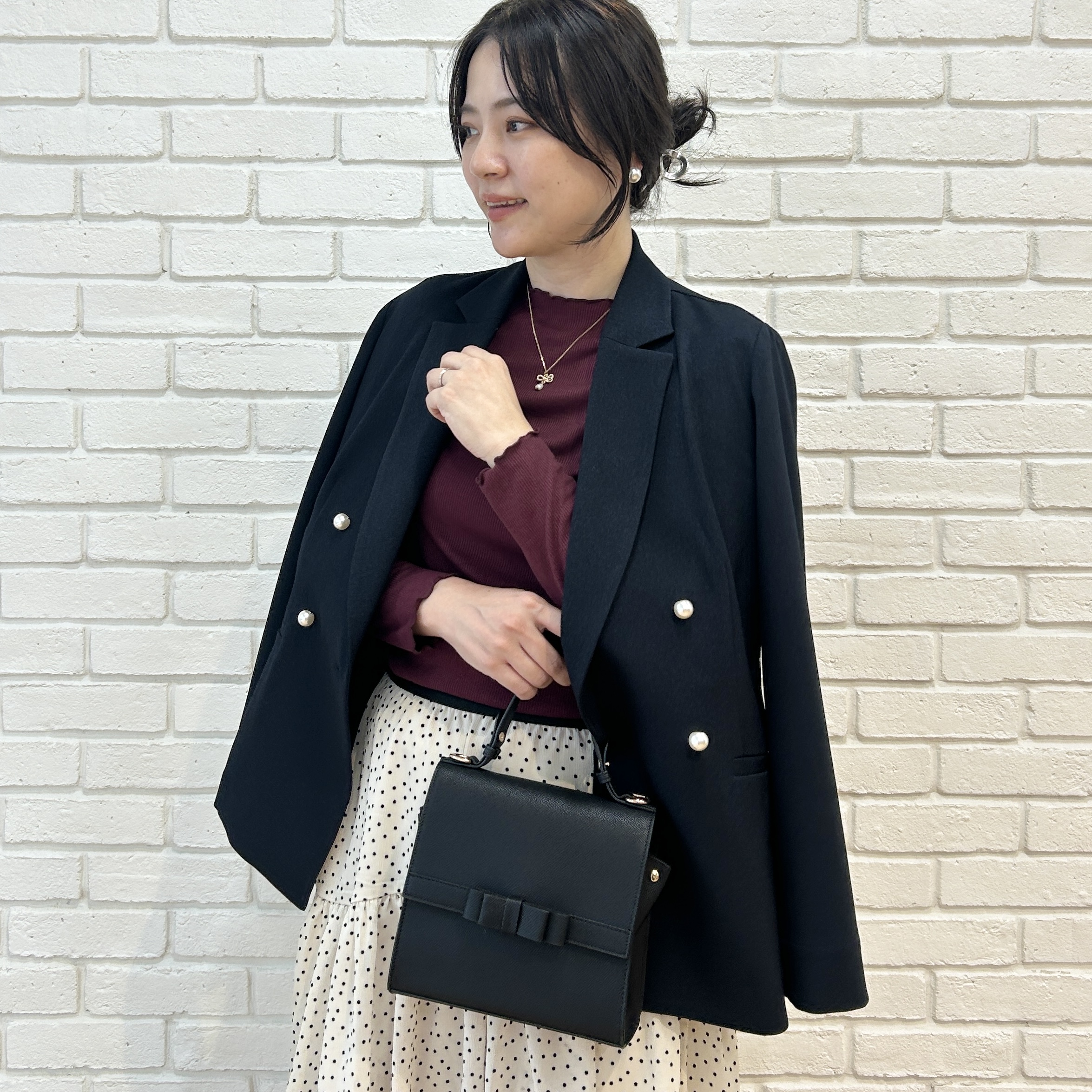 shinoさんの「Couture brooch｜【マシンウォッシャブル・イージーケア】パール風釦テーラードジャケット【毛玉になりにくい・セットアップ」を使ったコーディネート