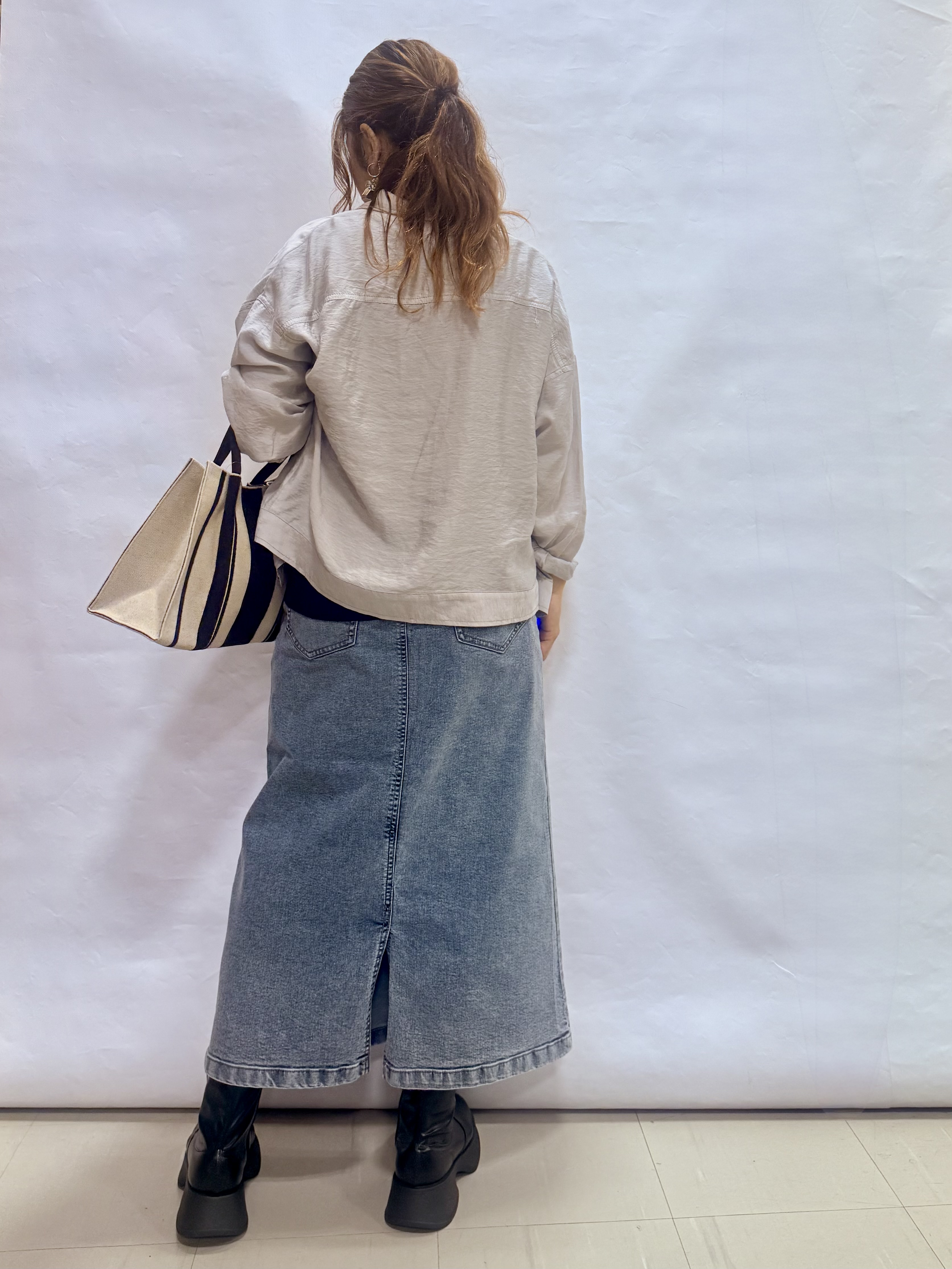 fuuさんの「SHOO･LA･RUE｜【S-LL/洗濯機可】さっと羽織れるGジャン風ジャケット」を使ったコーディネート