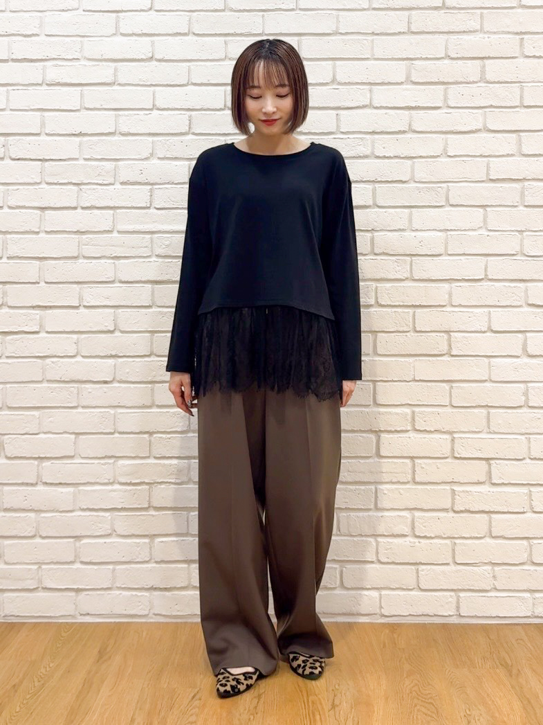 𝐜𝐡𝐢𝐤𝐚さんの「SHOO･LA･RUE｜【毛玉になりにくい/S-LL/洗濯機可/体型カバー】Vネックゆったりカーディガン」を使ったコーディネート
