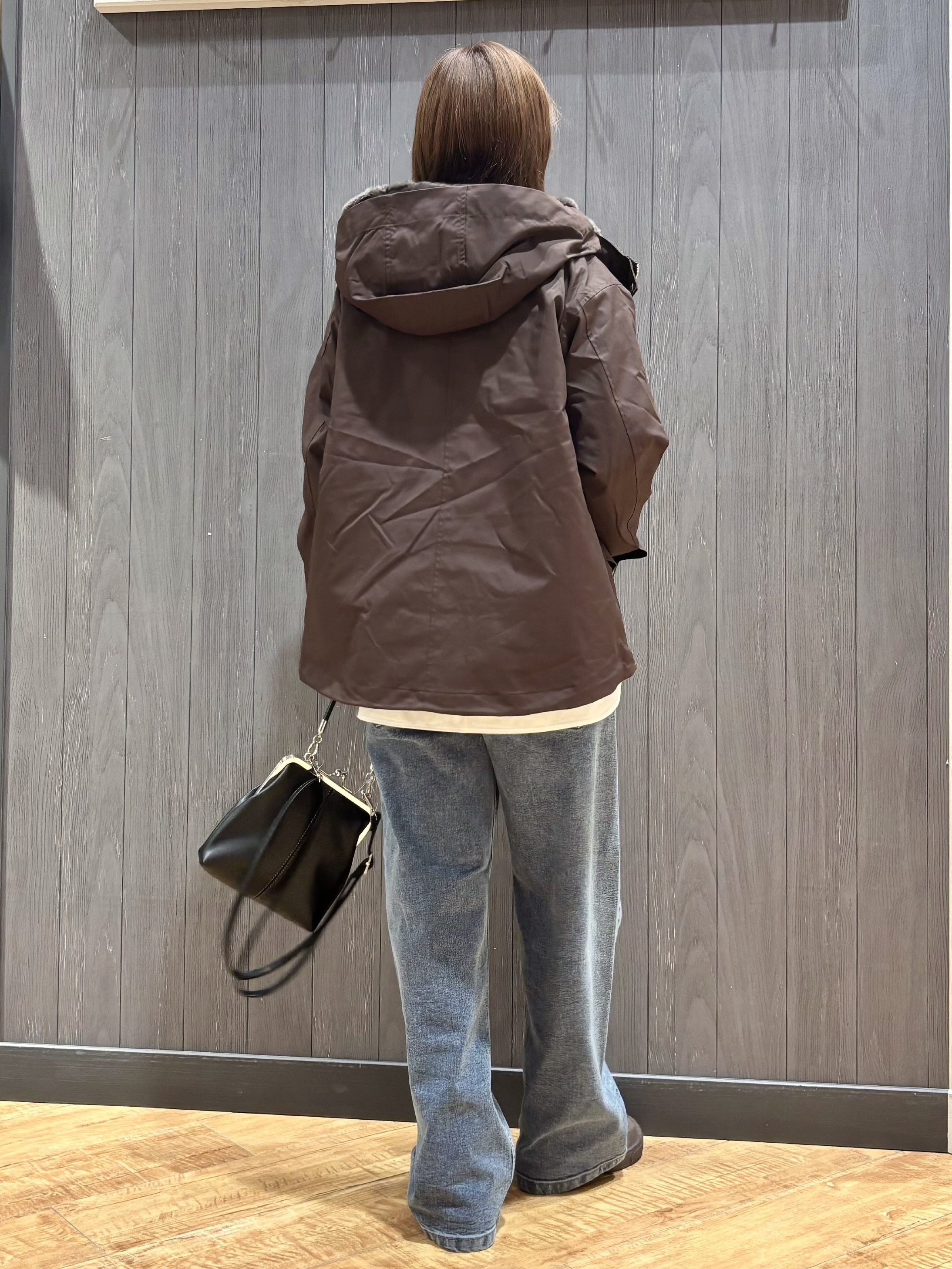 meiさんの「SHOO･LA･RUE｜【洗濯機可/撥水/マルチWAY】ファーライナー付き 毎日欲張りマンパ」を使ったコーディネート