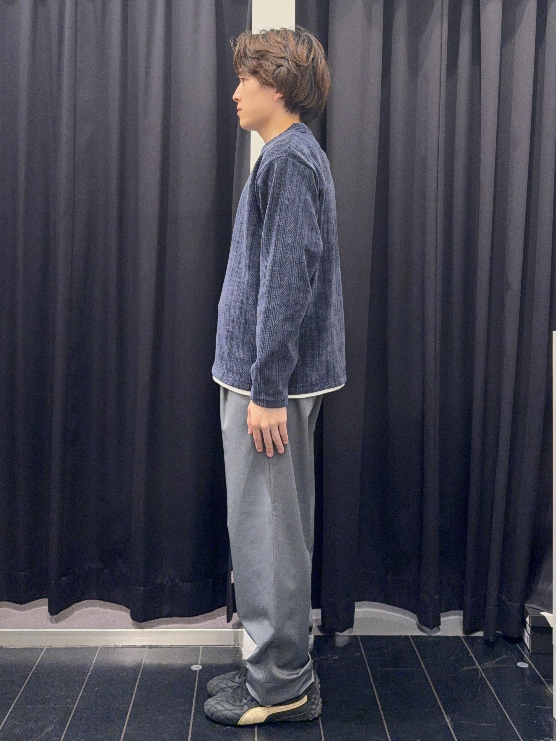 カシマさんの「THE SHOP TK｜【洗濯機OK】レイヤードモールニットTシャツ」を使ったコーディネート