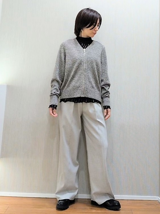 ミズタさんの「UNTITLED｜【アンサンブル可/秋羽織り】杢調ジップカーディガン」を使ったコーディネート
