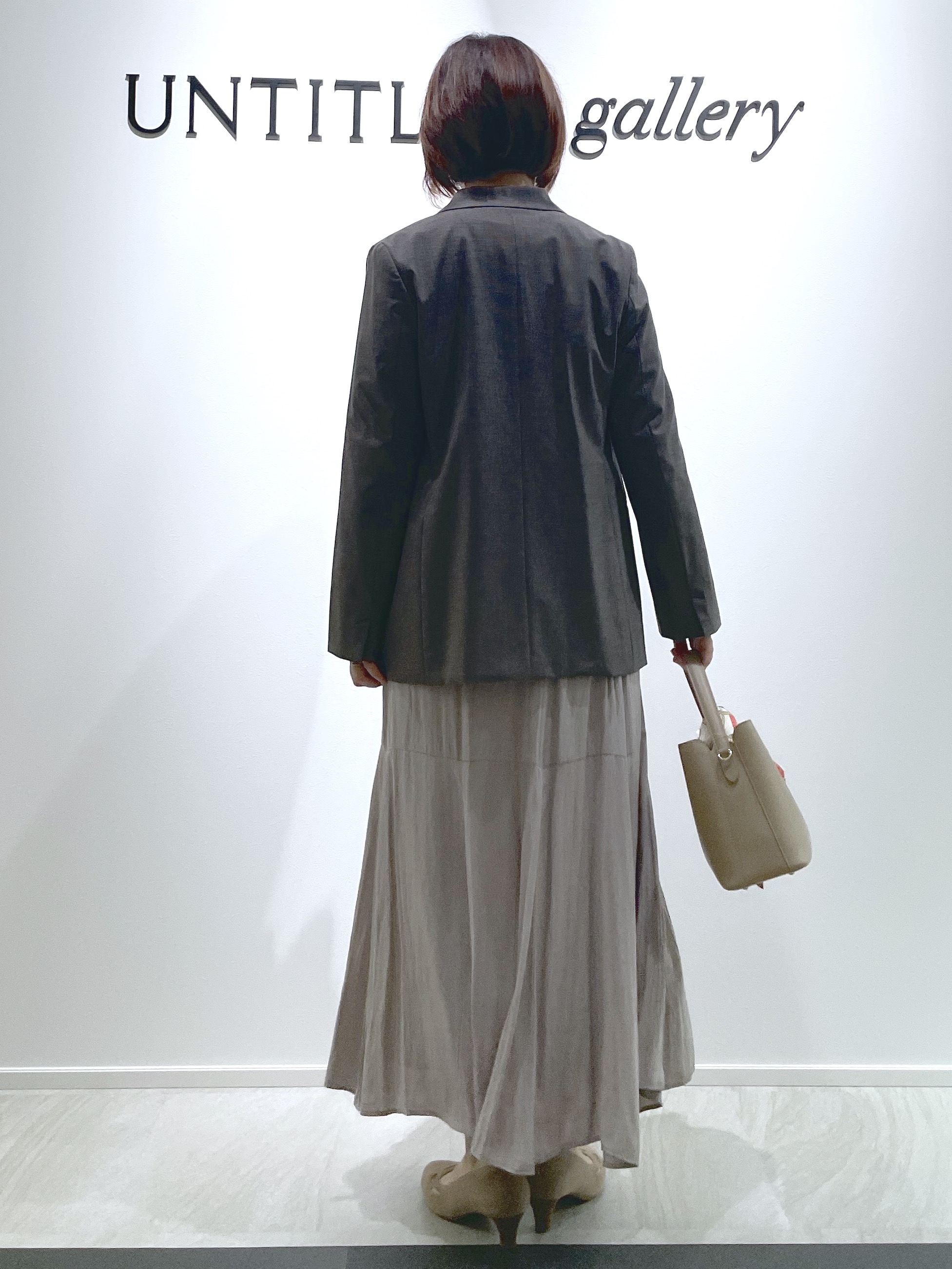 hanaさんの「UNTITLED｜【大人の抜け感/8色展開】ボリュームスリーブニットプルオーバー」を使ったコーディネート