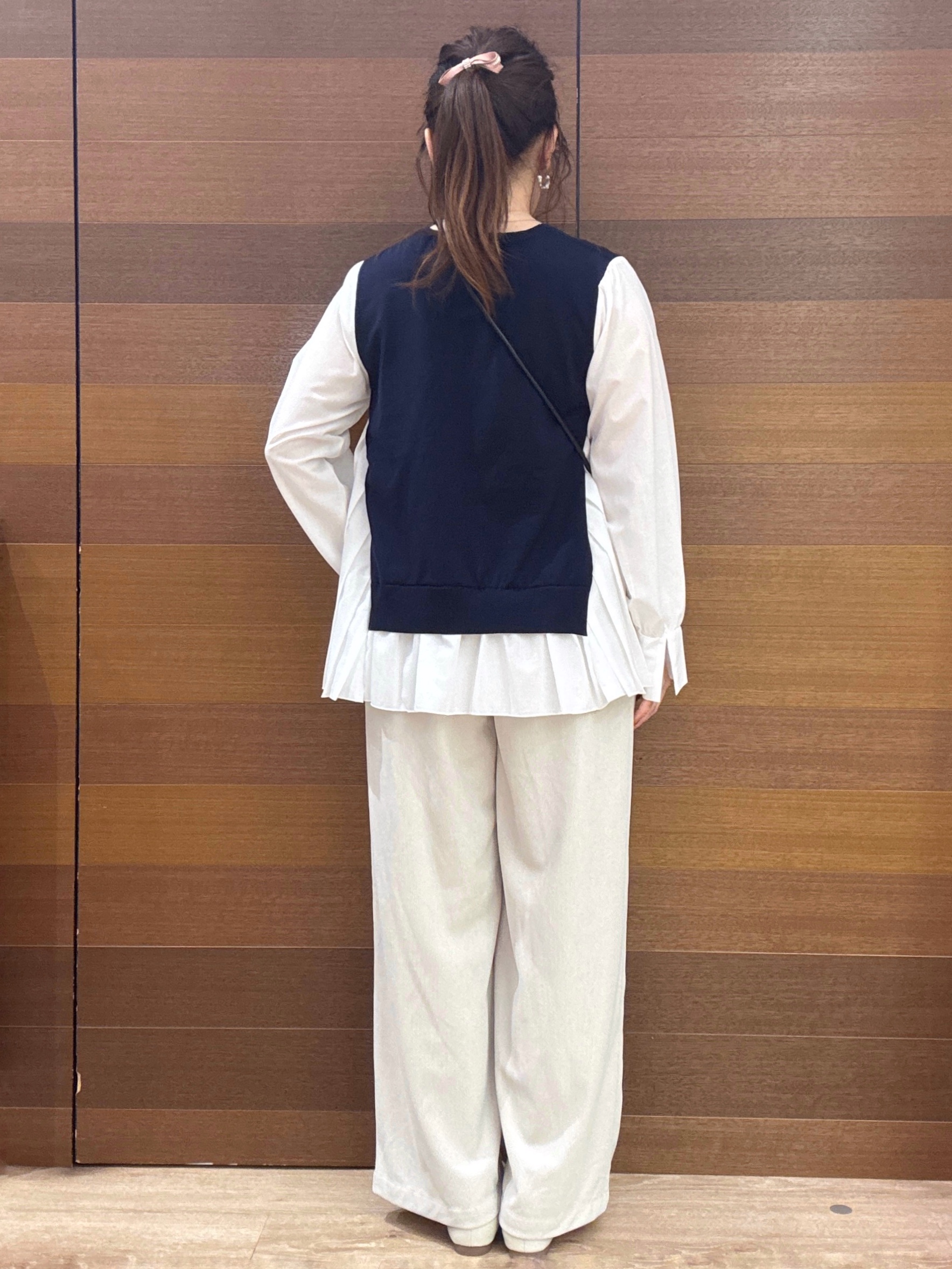 maichiさんの「OPAQUE.CLIP｜プリーツデザインドッキングニット【洗濯機OK】」を使ったコーディネート