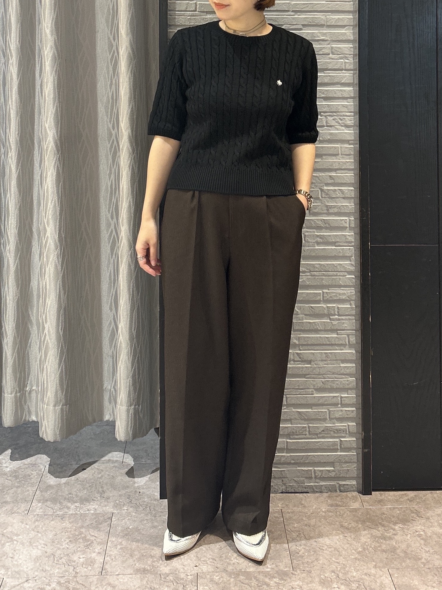ga_riさんの「THE SHOP TK｜POLO BCS/ケーブル5分袖ニット」を使ったコーディネート