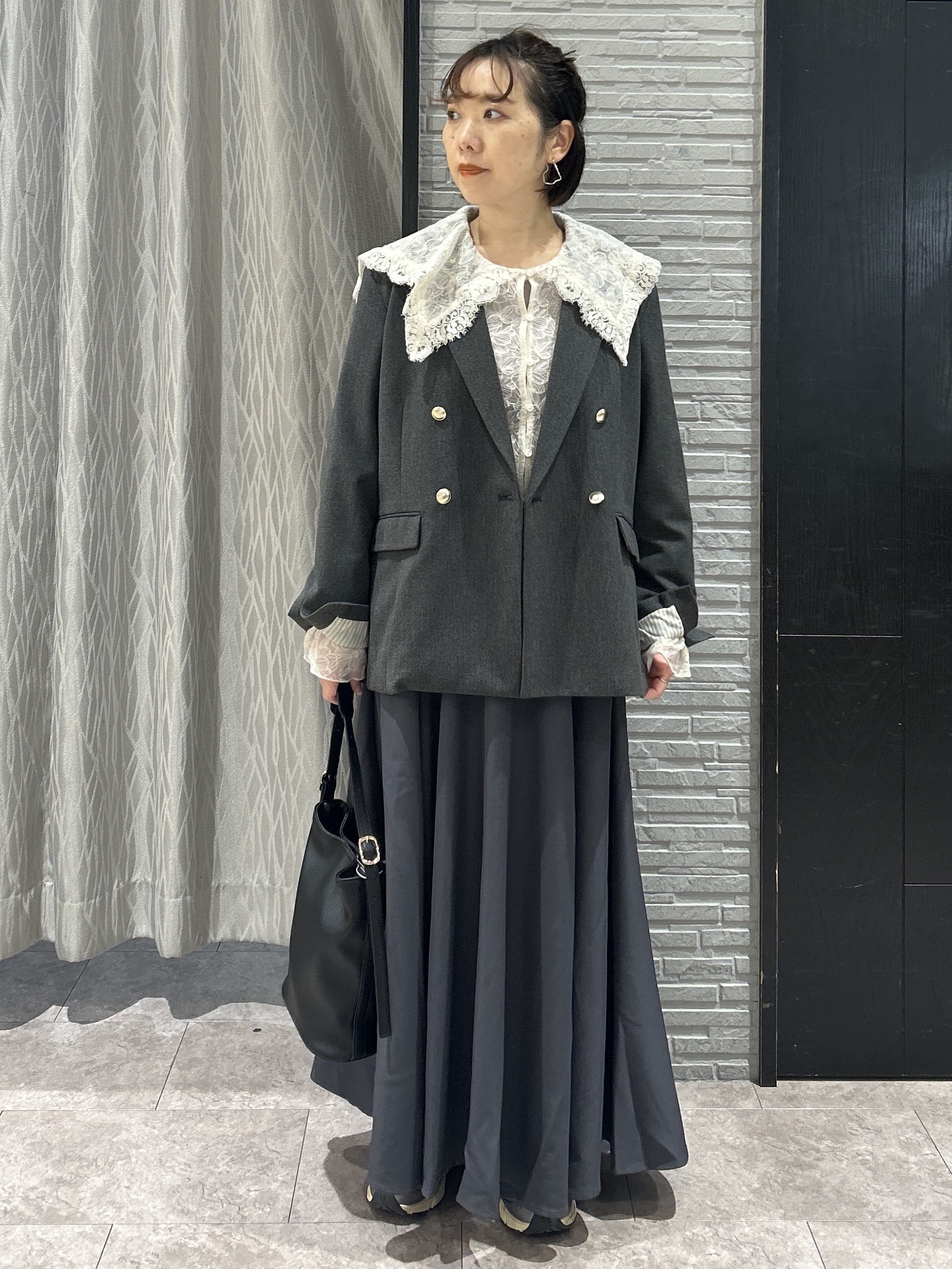 ga_riさんの「THE SHOP TK｜クラシカルな雰囲気 ダブルブレストジャケット」を使ったコーディネート