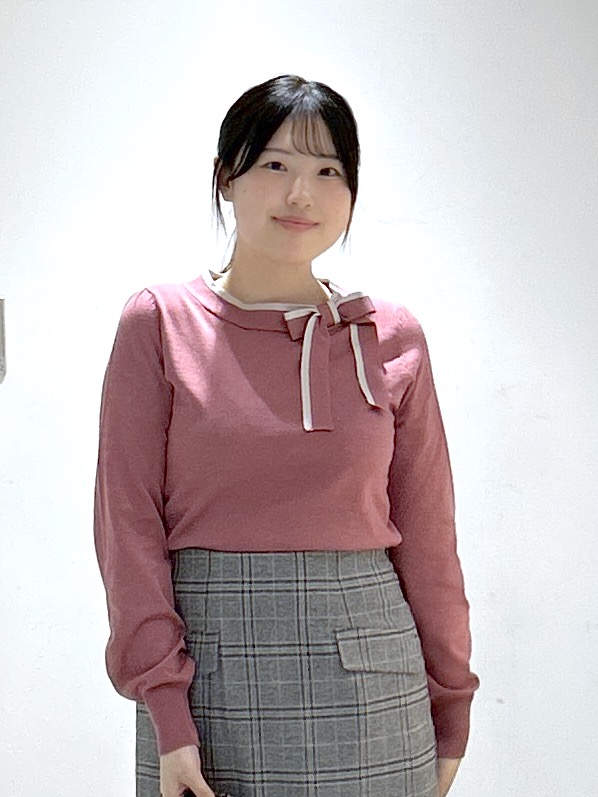 sayaさんの「OPAQUE.CLIP｜バイカラーサイドリボンニット【洗濯機OK／坑ピル】」を使ったコーディネート