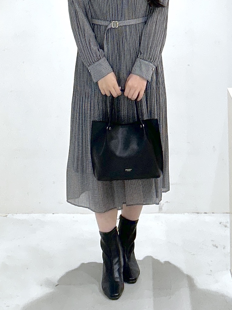 sayaさんの「OPAQUE.CLIP｜【XS-3Lサイズ】ジョーゼットアソートプリーツワンピース《洗濯機OK／防シワ／イージーアイロン》」を使ったコーディネート