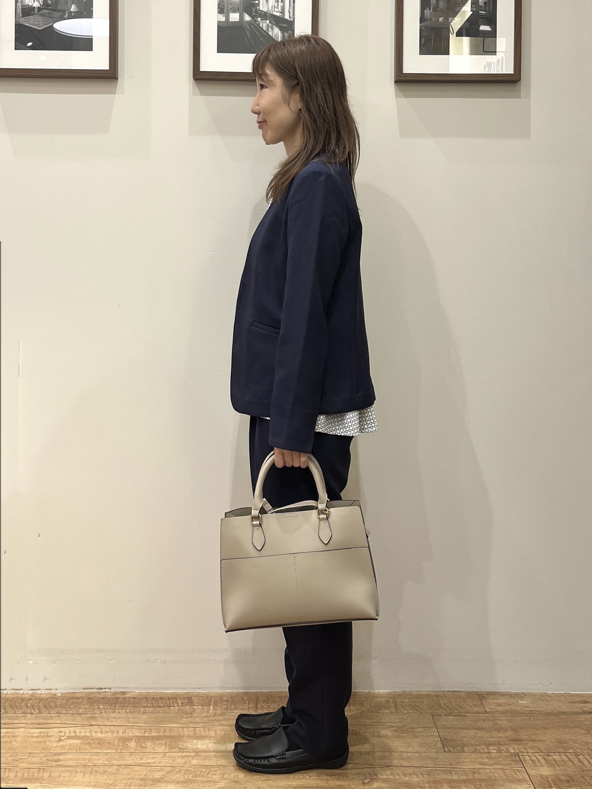 まつみさんの「SHOO･LA･RUE｜【セットアップ可/通勤/洗濯機可/SS-LL】女性らしく決まる カラーレスジャケット」を使ったコーディネート