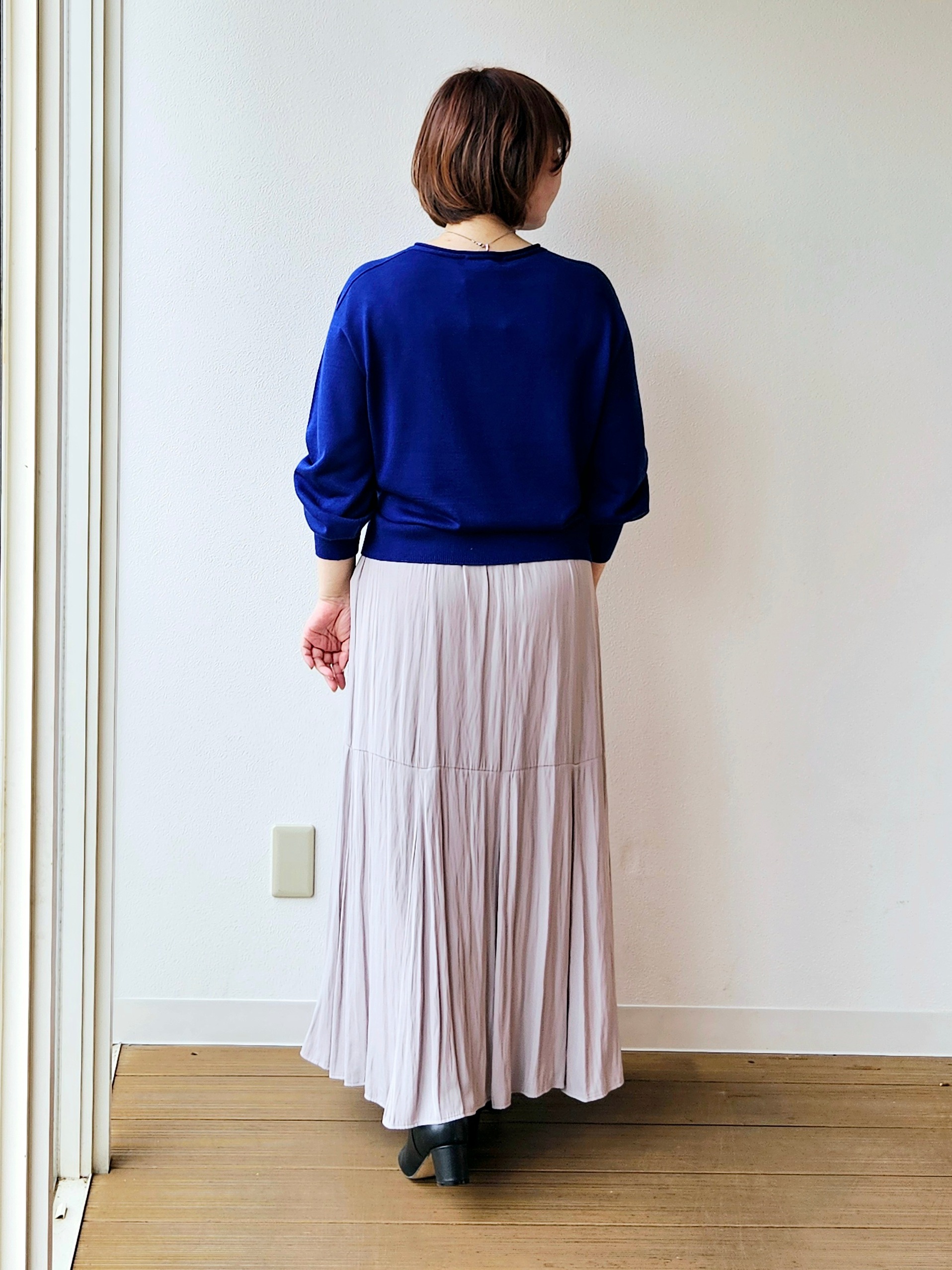 やじまさんの「UNTITLED｜【大人の抜け感/8色展開】ボリュームスリーブニットプルオーバー」を使ったコーディネート