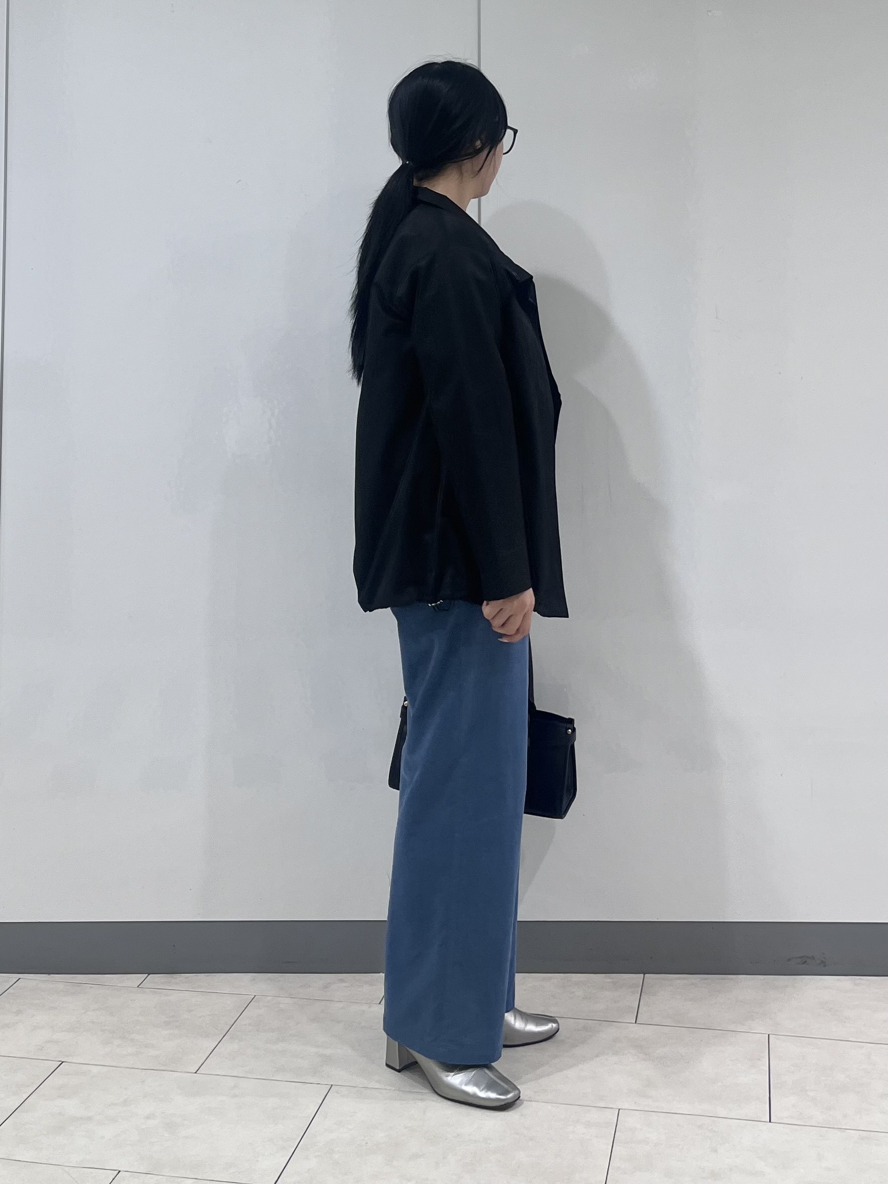 hasuさんの「INDIVI｜【撥水／UVケア】スタンドカラーブルゾン」を使ったコーディネート