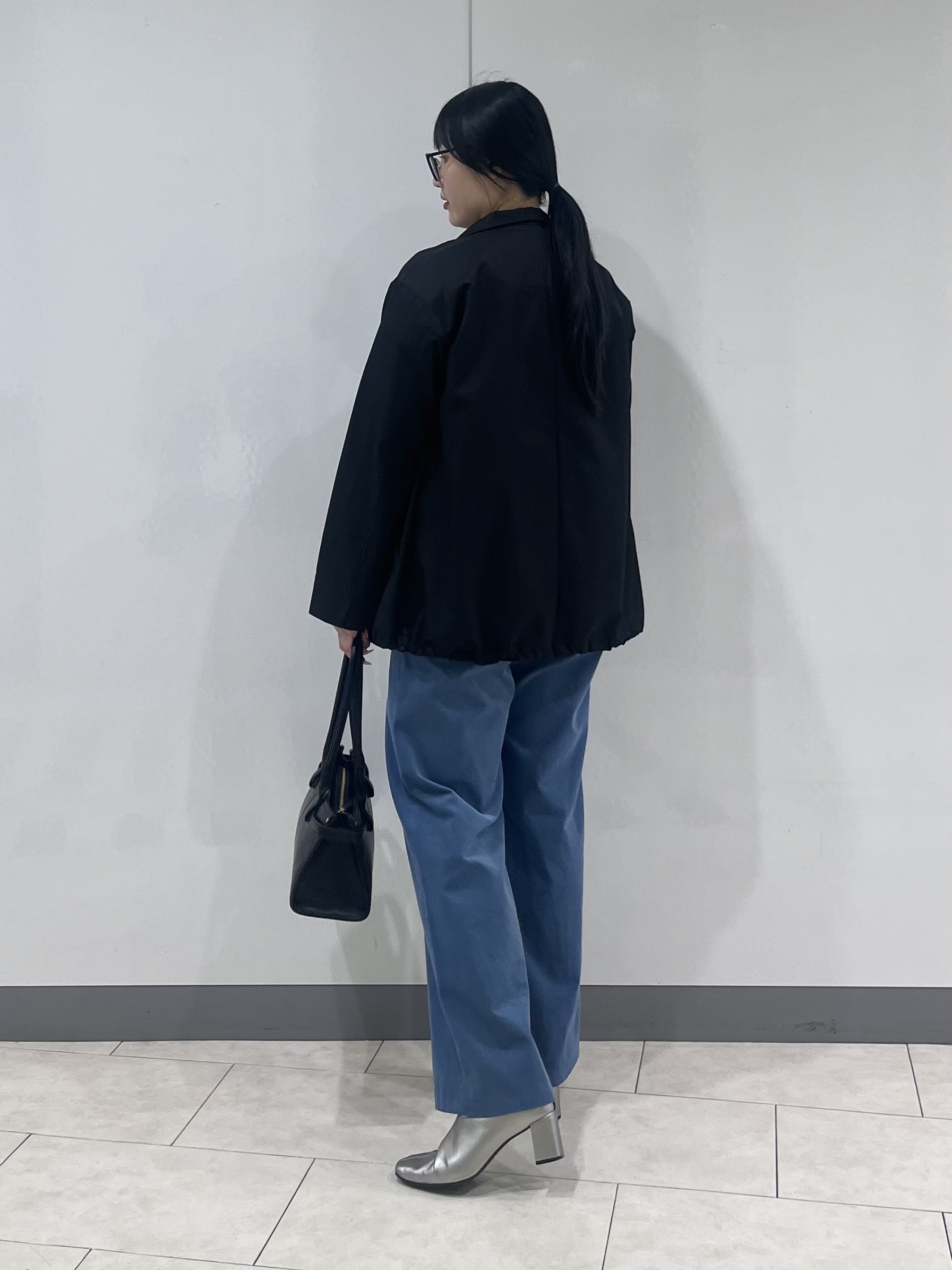 hasuさんの「INDIVI｜【撥水／UVケア】スタンドカラーブルゾン」を使ったコーディネート