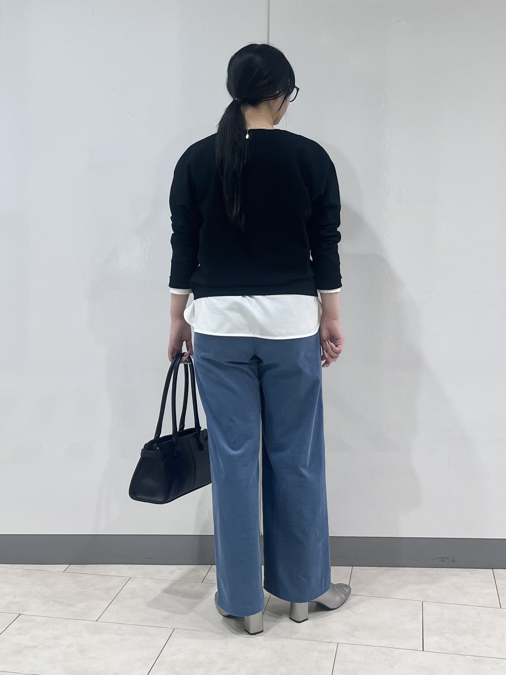 hasuさんの「INDIVI｜【撥水／UVケア】スタンドカラーブルゾン」を使ったコーディネート