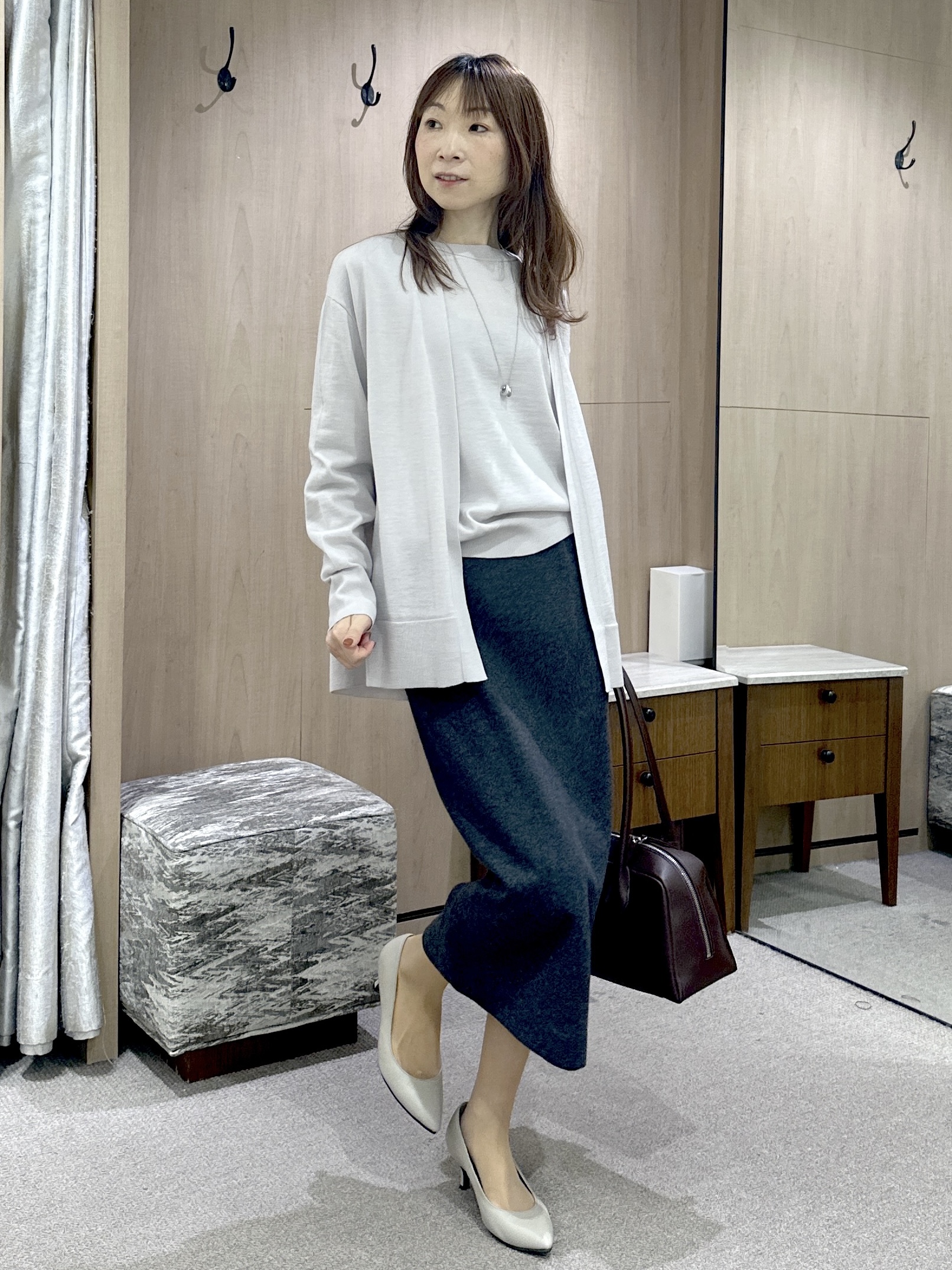 Miwaさんの「UNTITLED｜【アンサンブル可能/オンオフ使える】シルクウールカシミヤプルオーバー」を使ったコーディネート