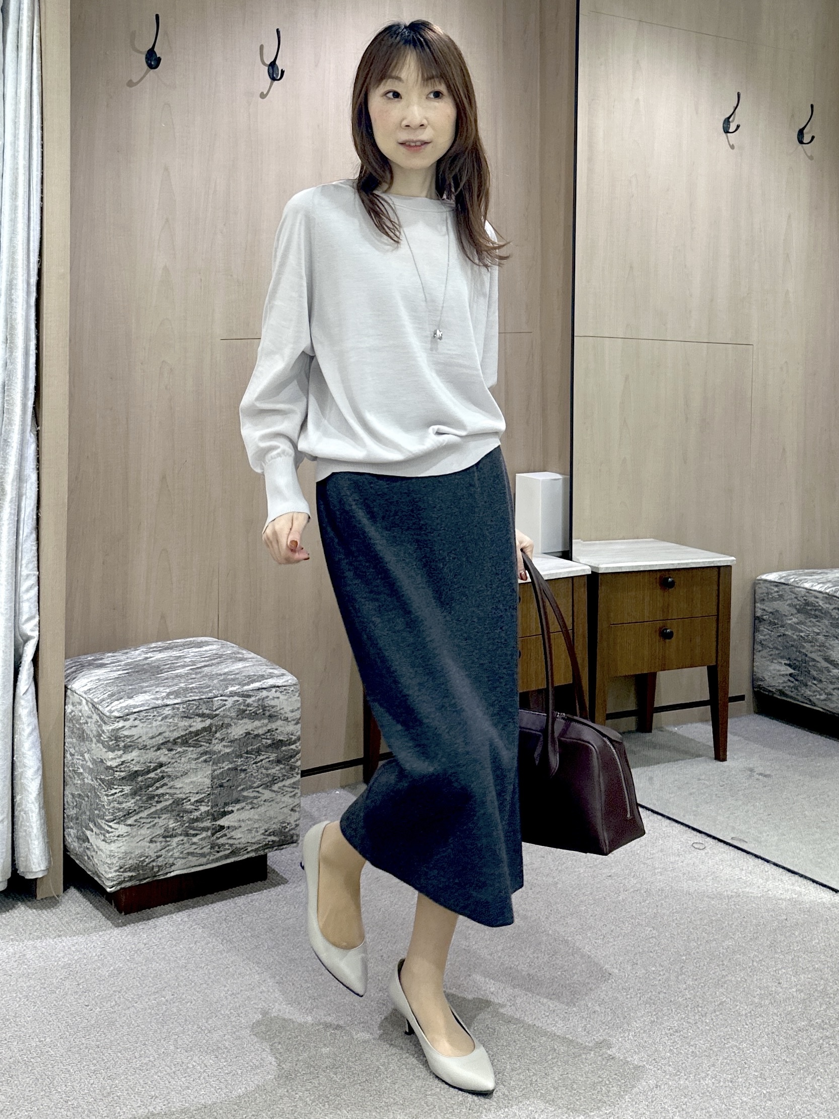 Miwaさんの「UNTITLED｜【アンサンブル可能/オンオフ使える】シルクウールカシミヤプルオーバー」を使ったコーディネート