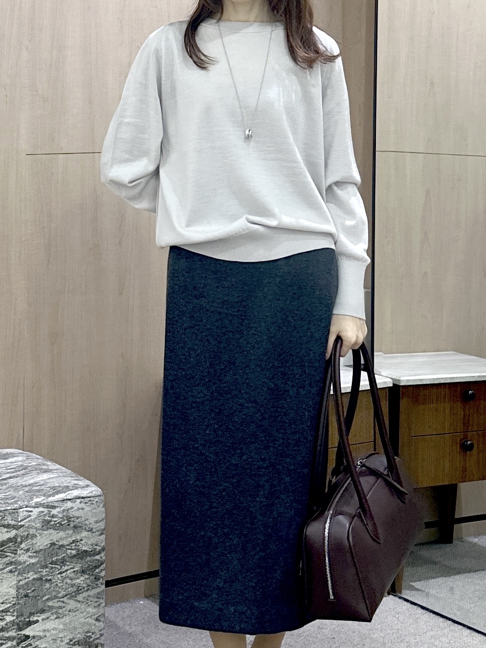 Miwaさんの「UNTITLED｜【アンサンブル可能/オンオフ使える】シルクウールカシミヤプルオーバー」を使ったコーディネート