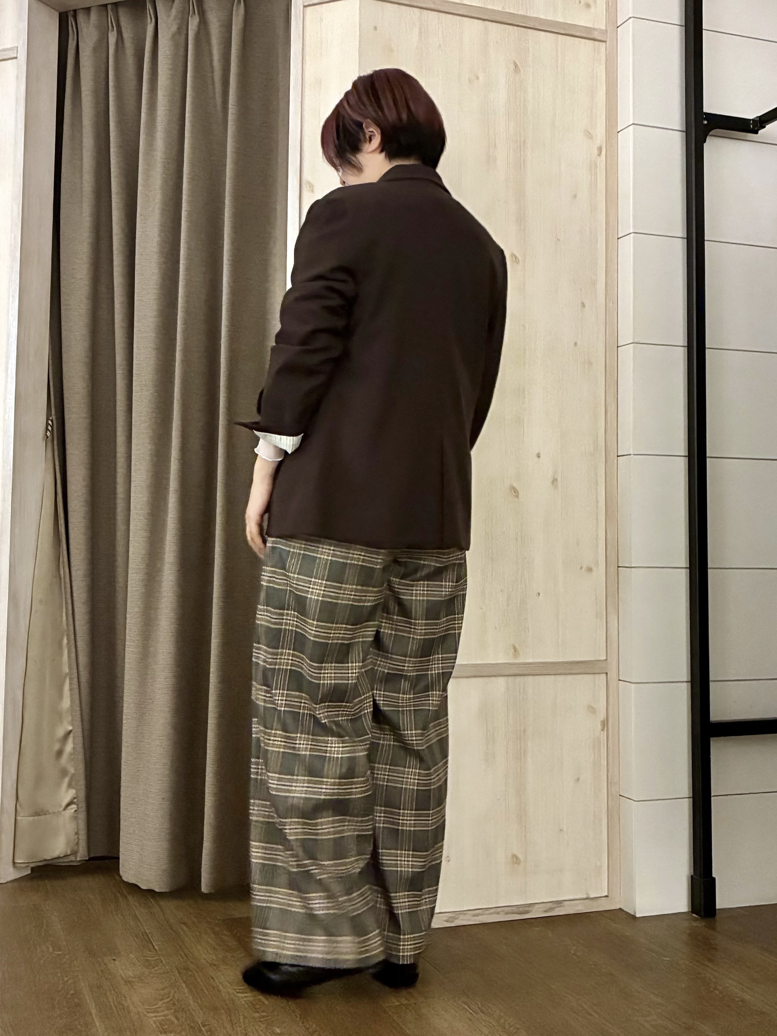 aiさんの「THE SHOP TK｜クラシカルな雰囲気 ダブルブレストジャケット」を使ったコーディネート