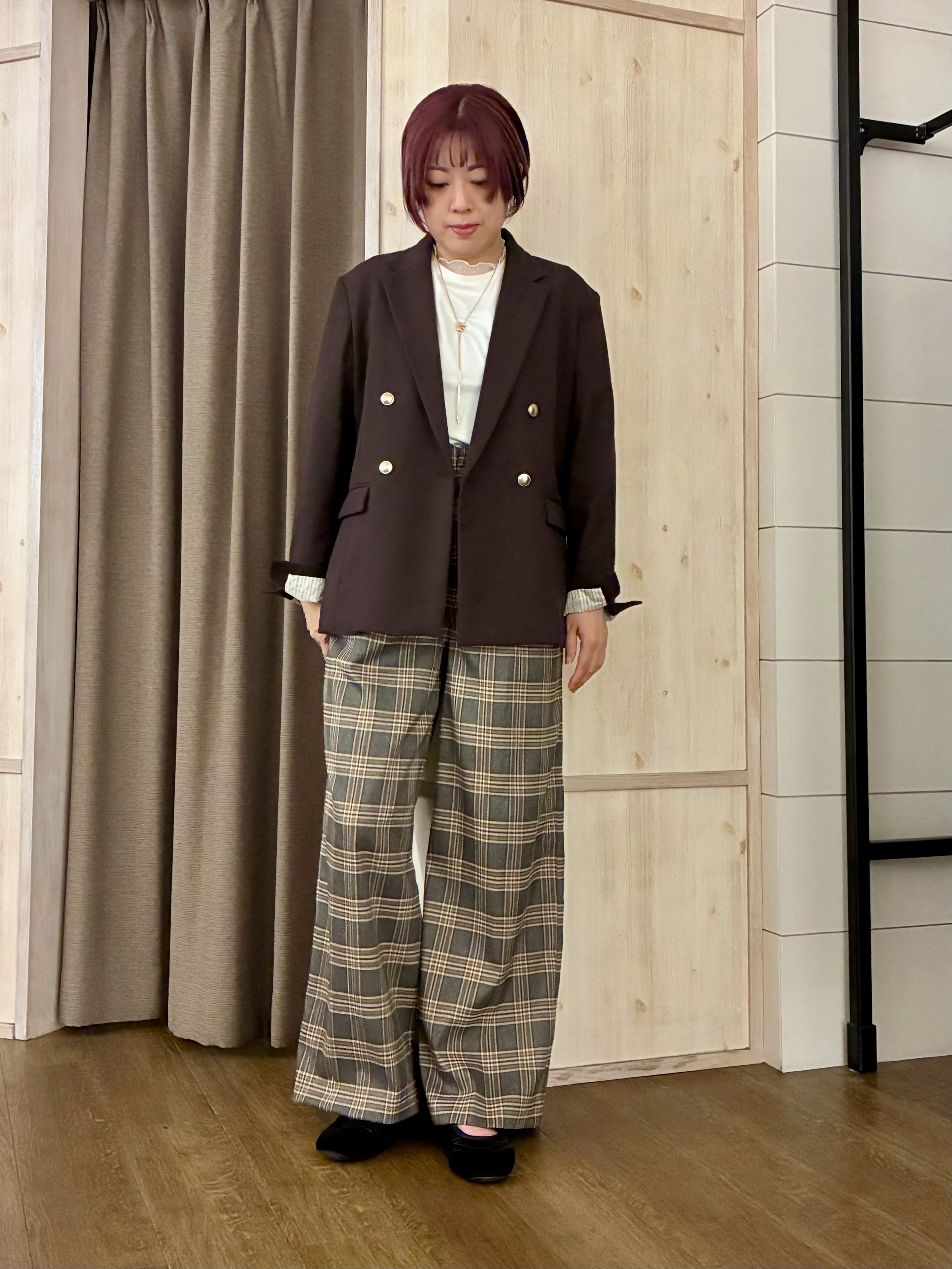 aiさんの「THE SHOP TK｜クラシカルな雰囲気 ダブルブレストジャケット」を使ったコーディネート