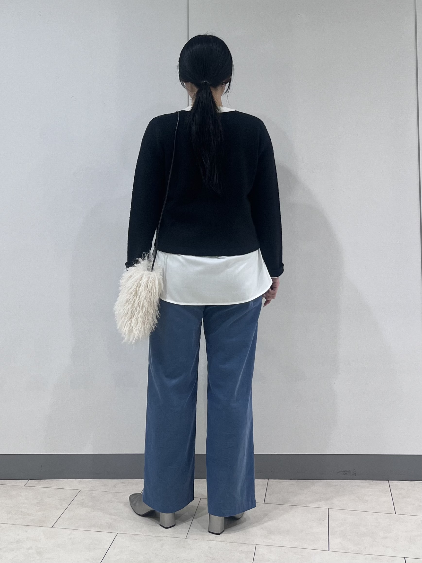hasuさんの「INDIVI｜【撥水／UVケア】スタンドカラーブルゾン」を使ったコーディネート