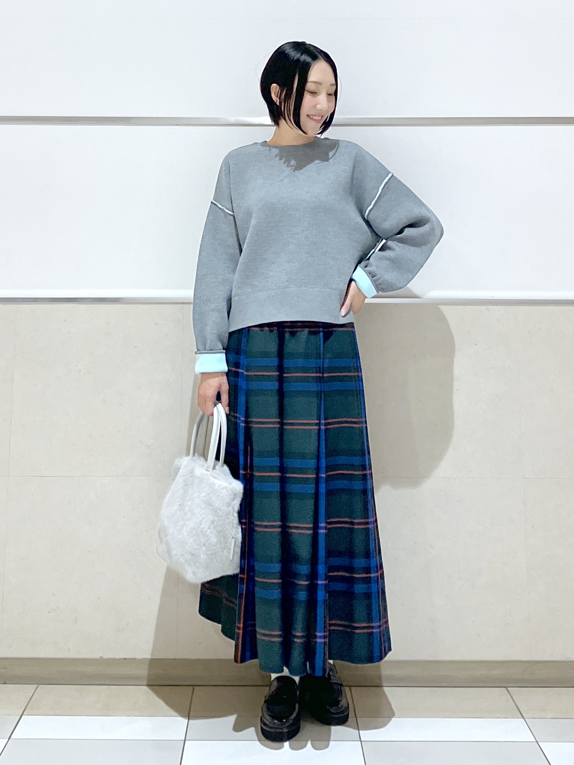 eriko さんの「Dessin｜【2WAY/洗濯機OK/XS-L】配色リバーシブル コットンジャカード クルーネックニット」を使ったコーディネート