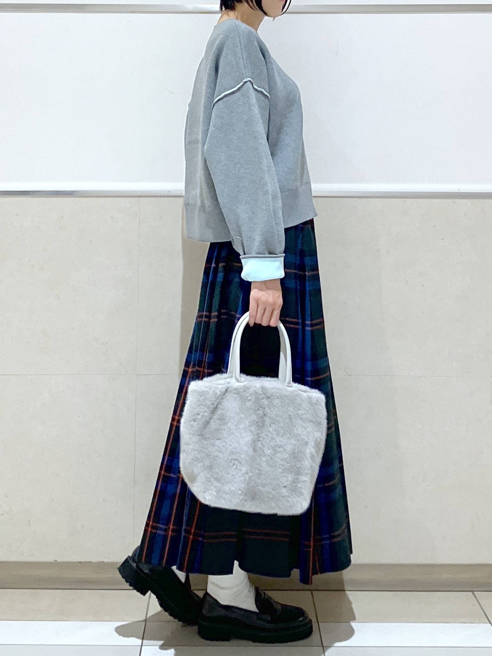 eriko さんの「Dessin｜【2WAY/洗濯機OK/XS-L】配色リバーシブル コットンジャカード クルーネックニット」を使ったコーディネート