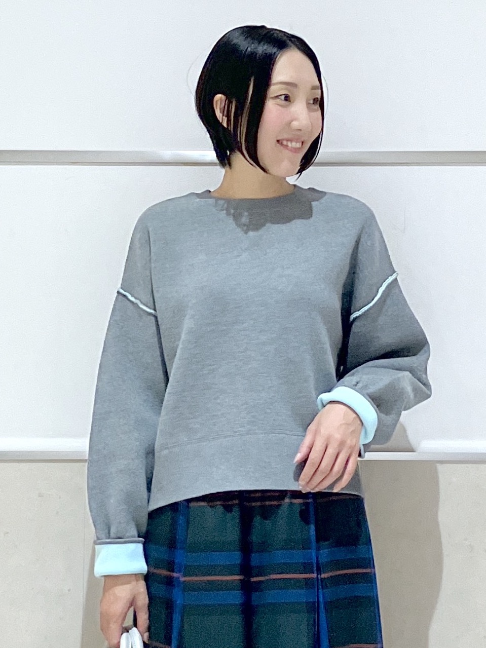 eriko さんの「Dessin｜【2WAY/洗濯機OK/XS-L】配色リバーシブル コットンジャカード クルーネックニット」を使ったコーディネート