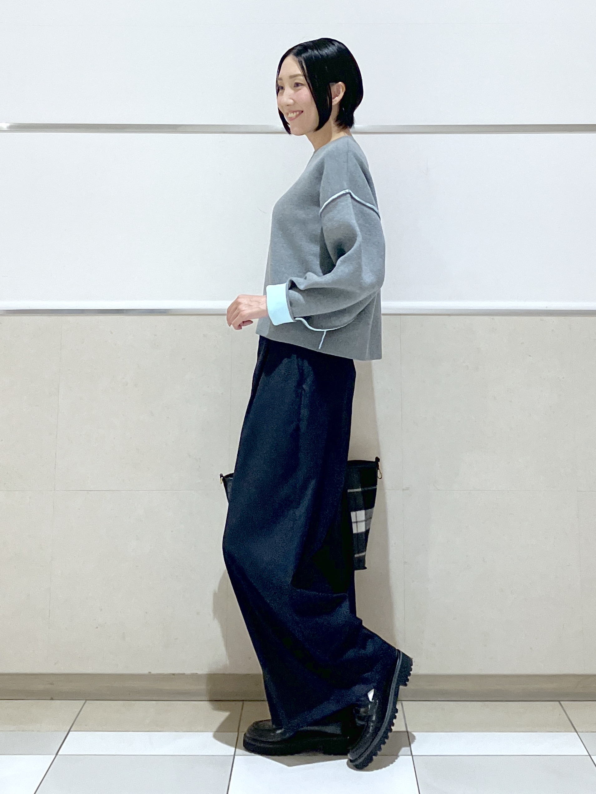 eriko さんの「Dessin｜【2WAY/洗濯機OK/XS-L】配色リバーシブル コットンジャカード クルーネックニット」を使ったコーディネート