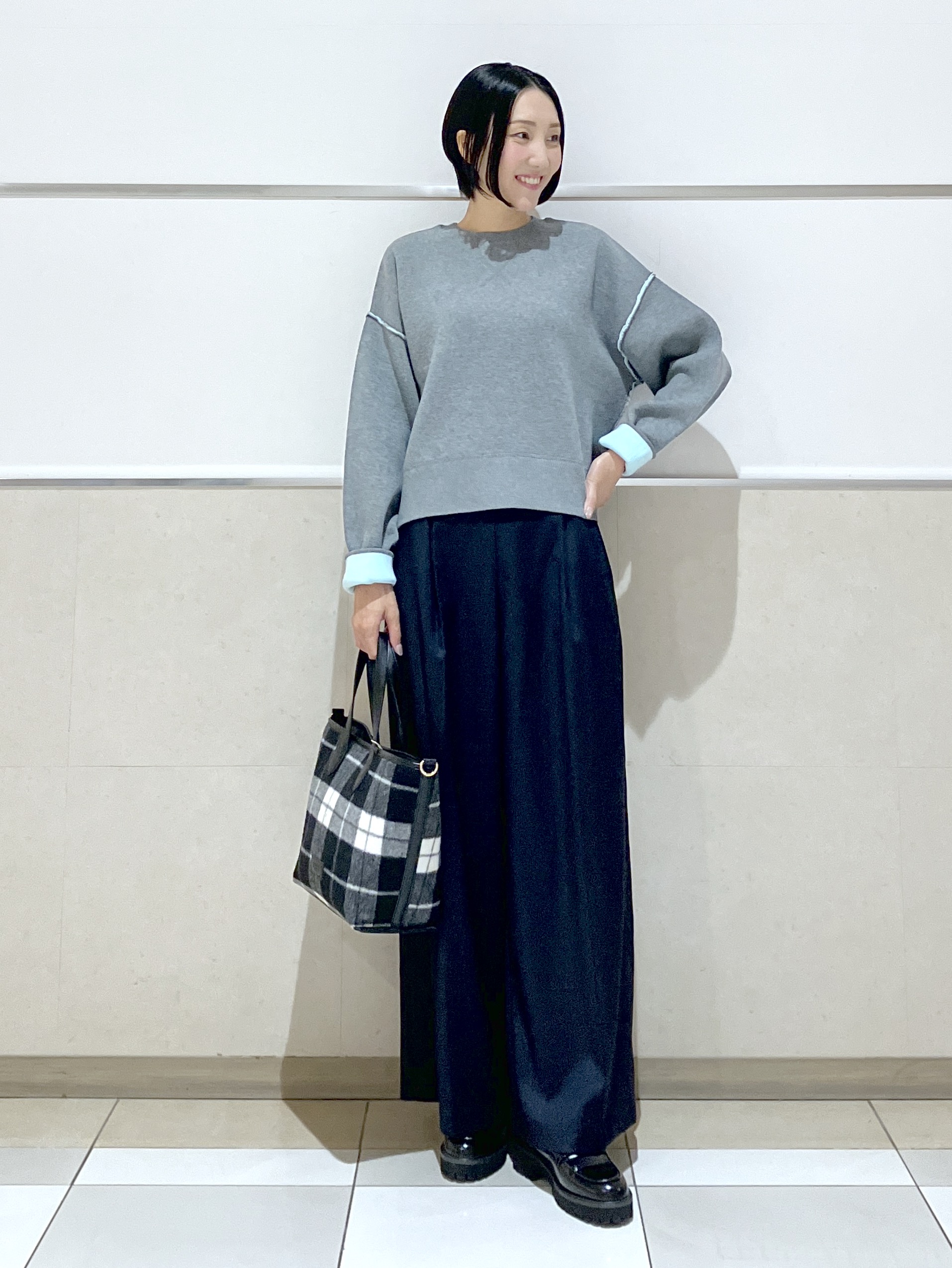eriko さんの「Dessin｜【2WAY/洗濯機OK/XS-L】配色リバーシブル コットンジャカード クルーネックニット」を使ったコーディネート