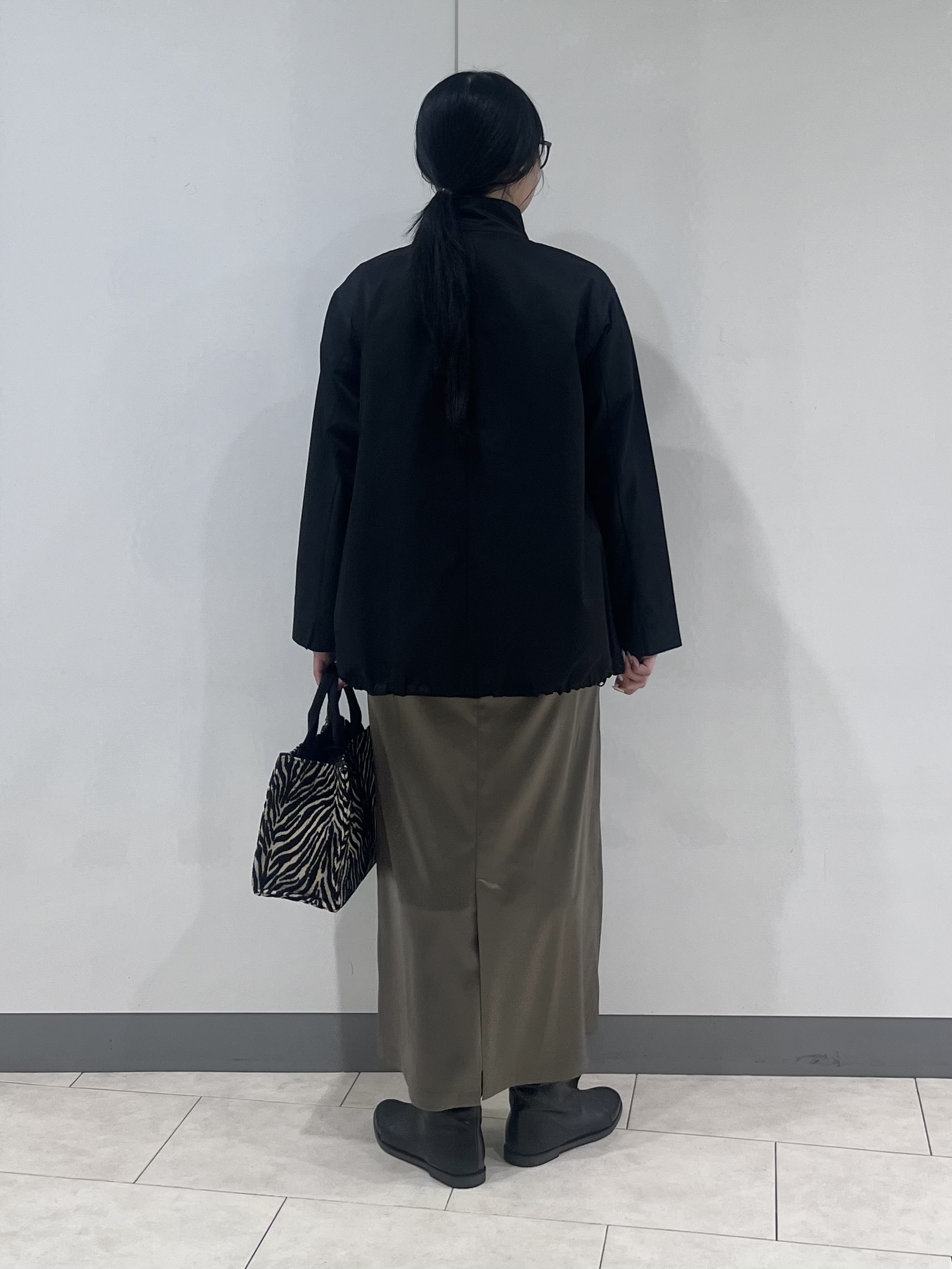 hasuさんの「INDIVI｜【撥水／UVケア】スタンドカラーブルゾン」を使ったコーディネート